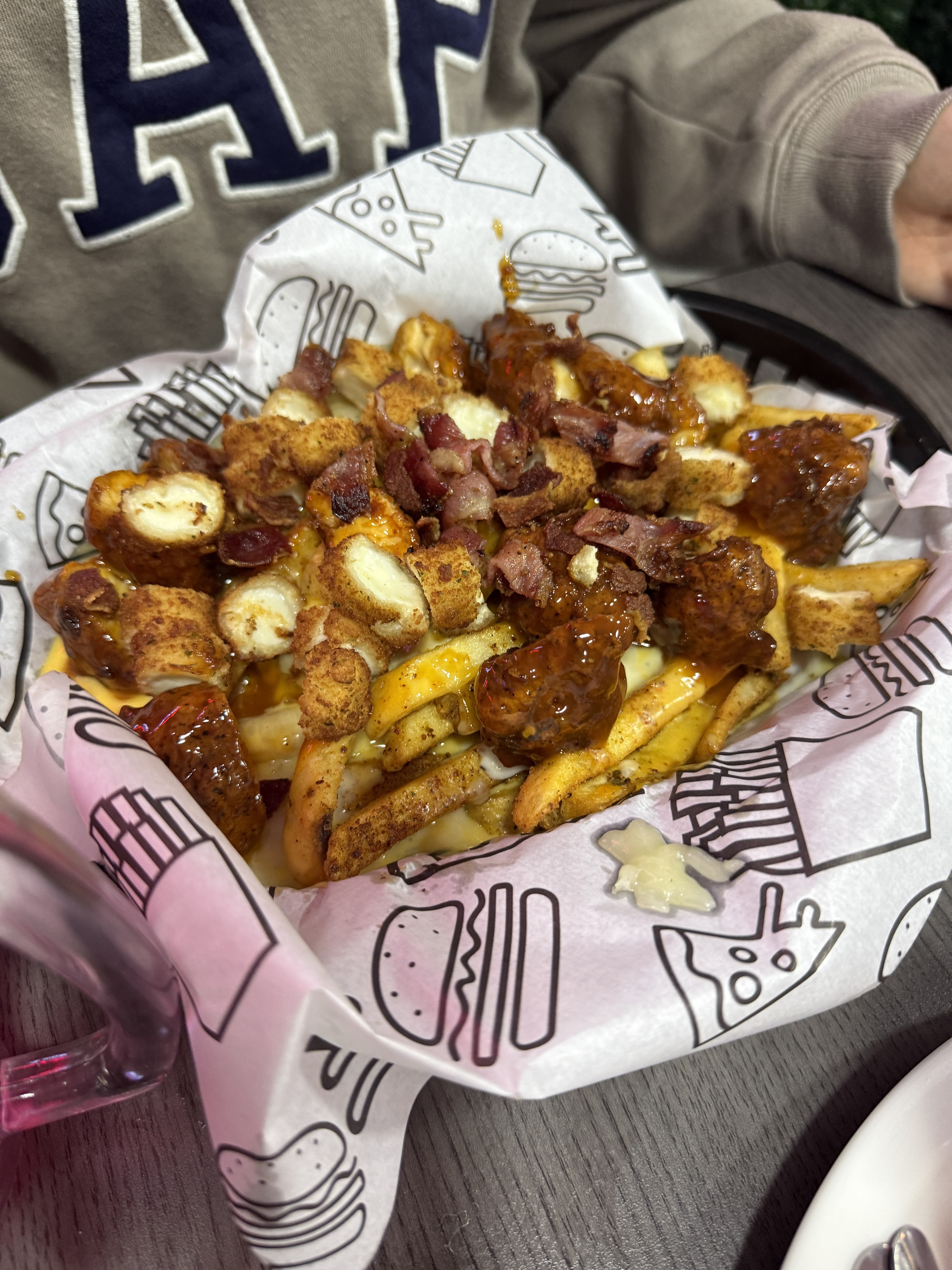 MAMBA Restaurant Beer image 7