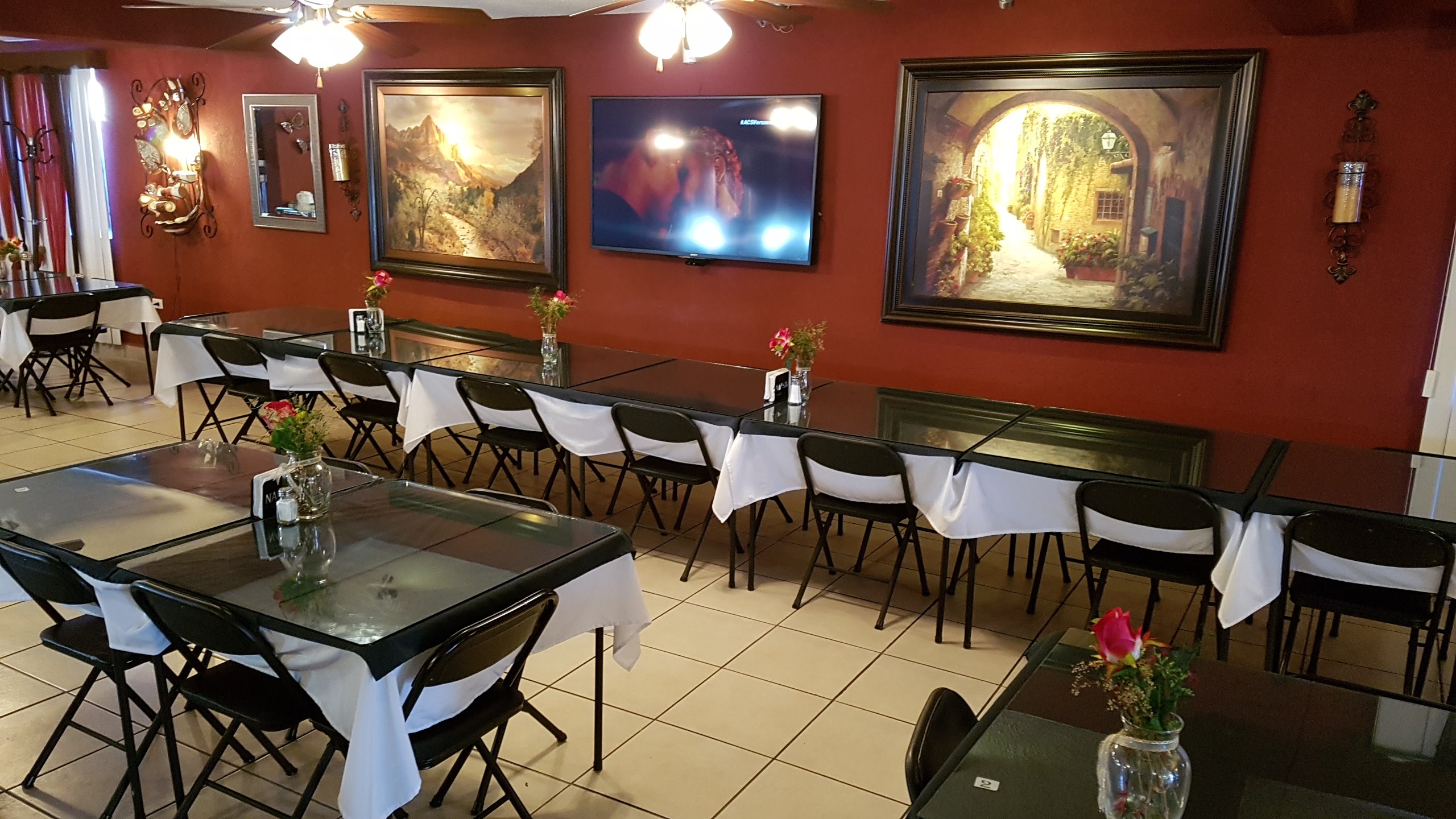 El Ensueño Restaurant image 4