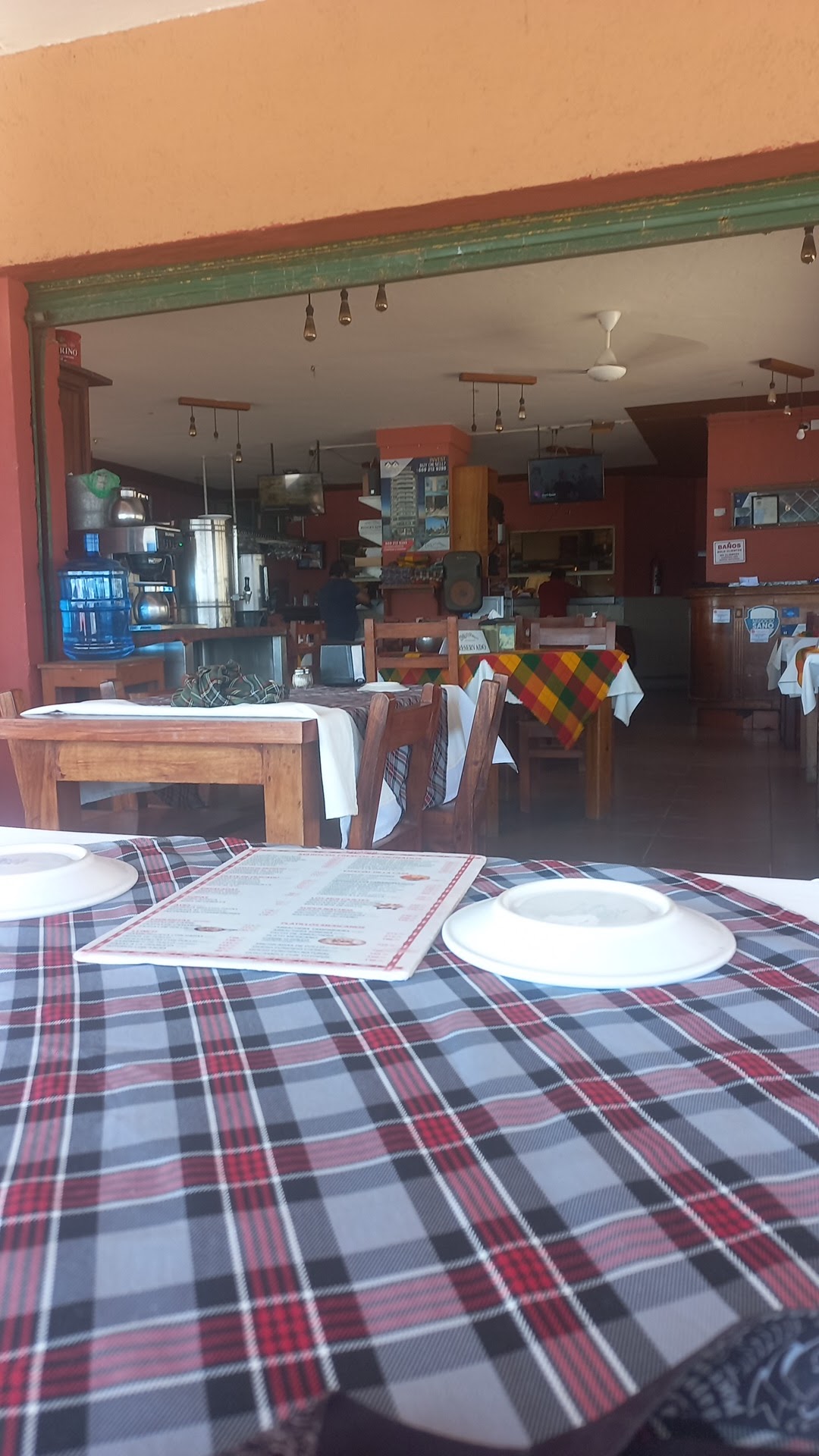 Locos Locos Restaurant image 5