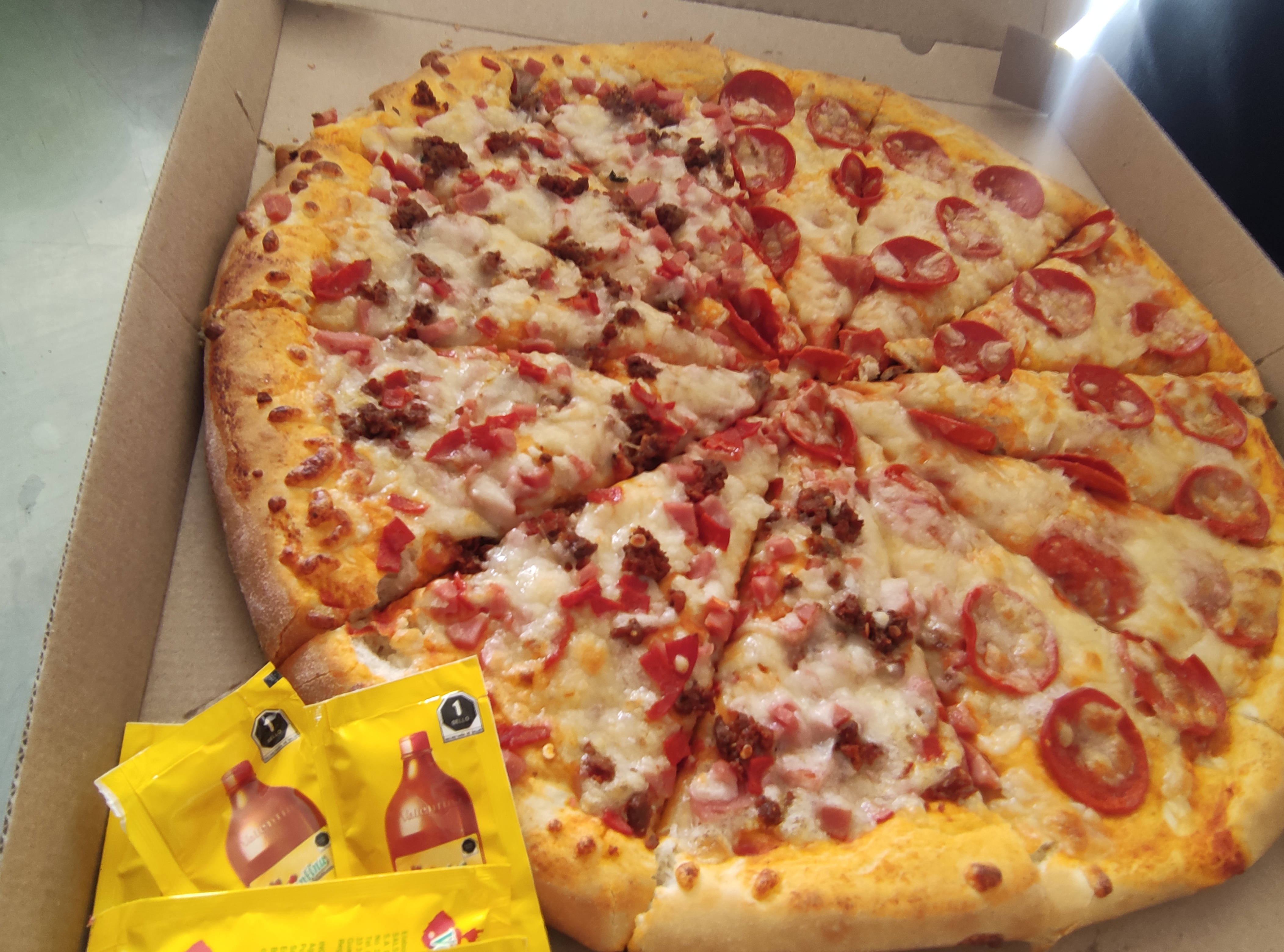 Zully pizzas image 5