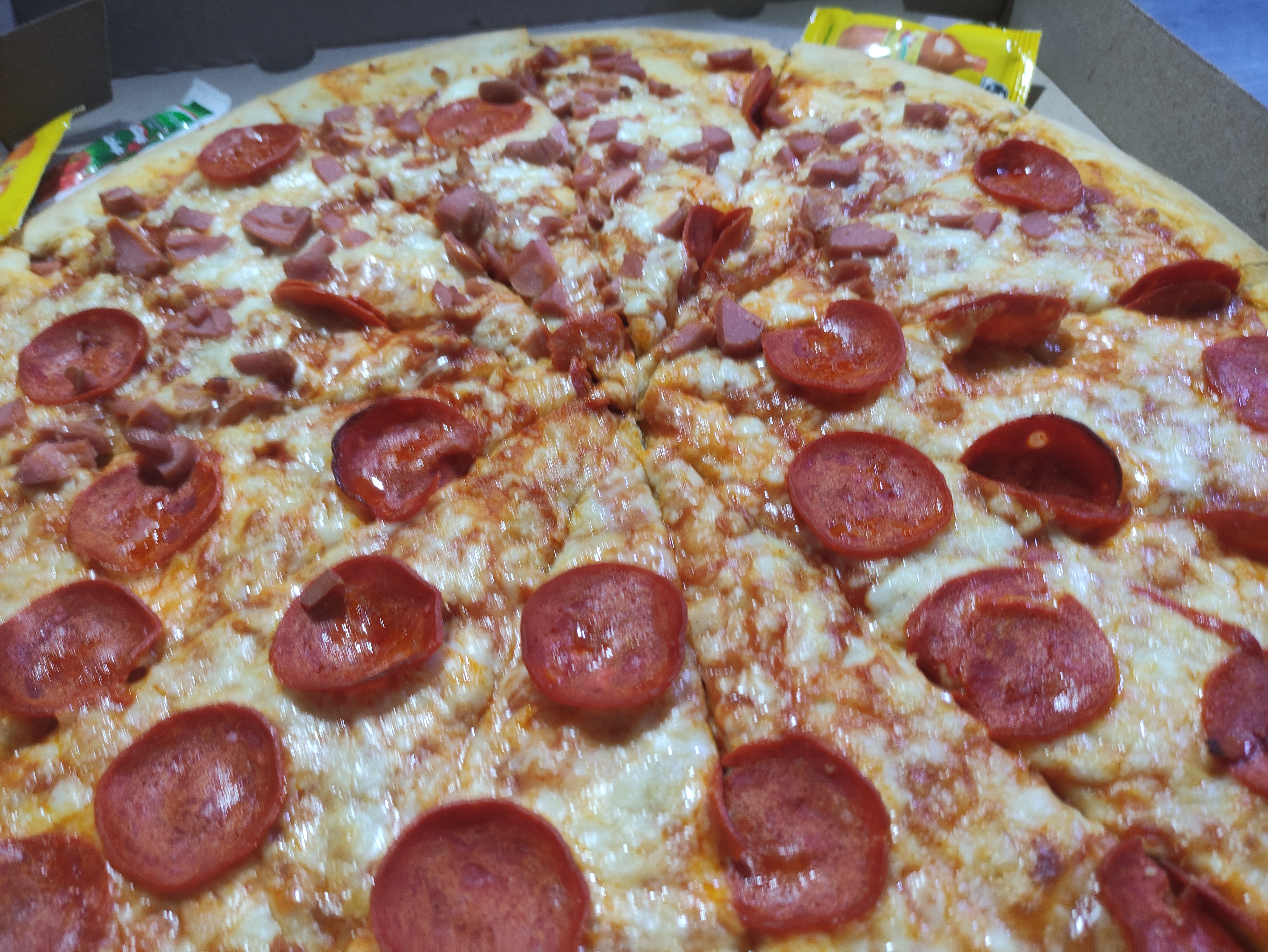 Zully pizzas image 6