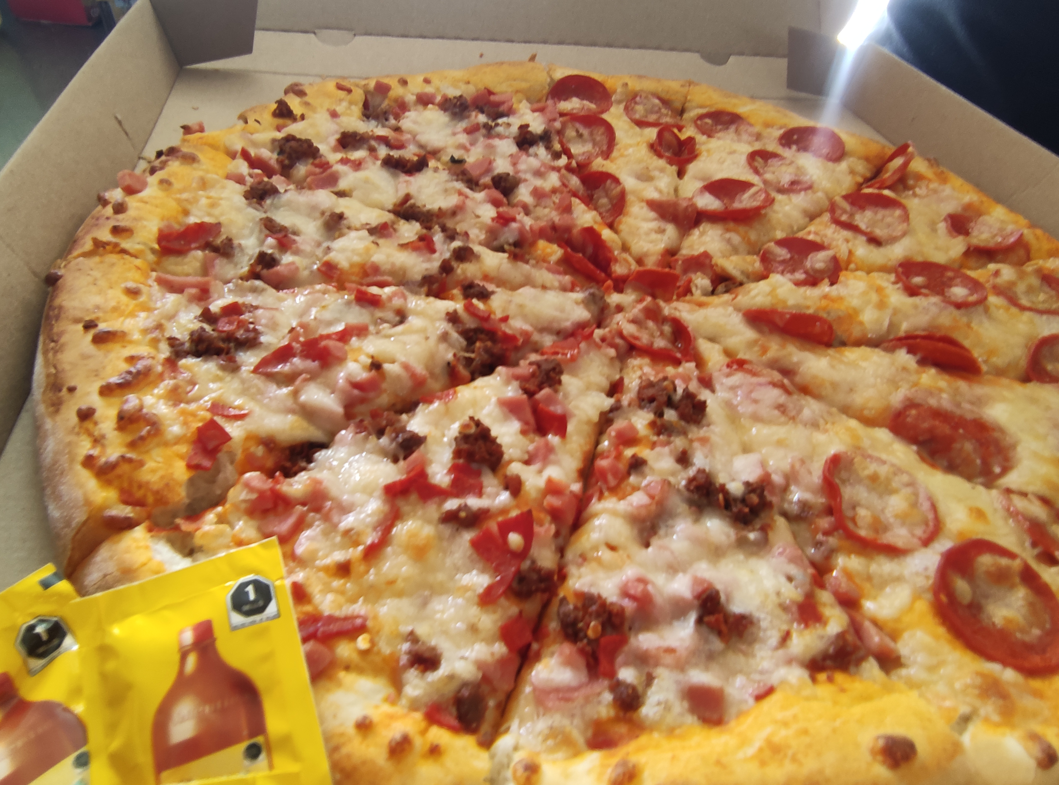 Zully pizzas image 7