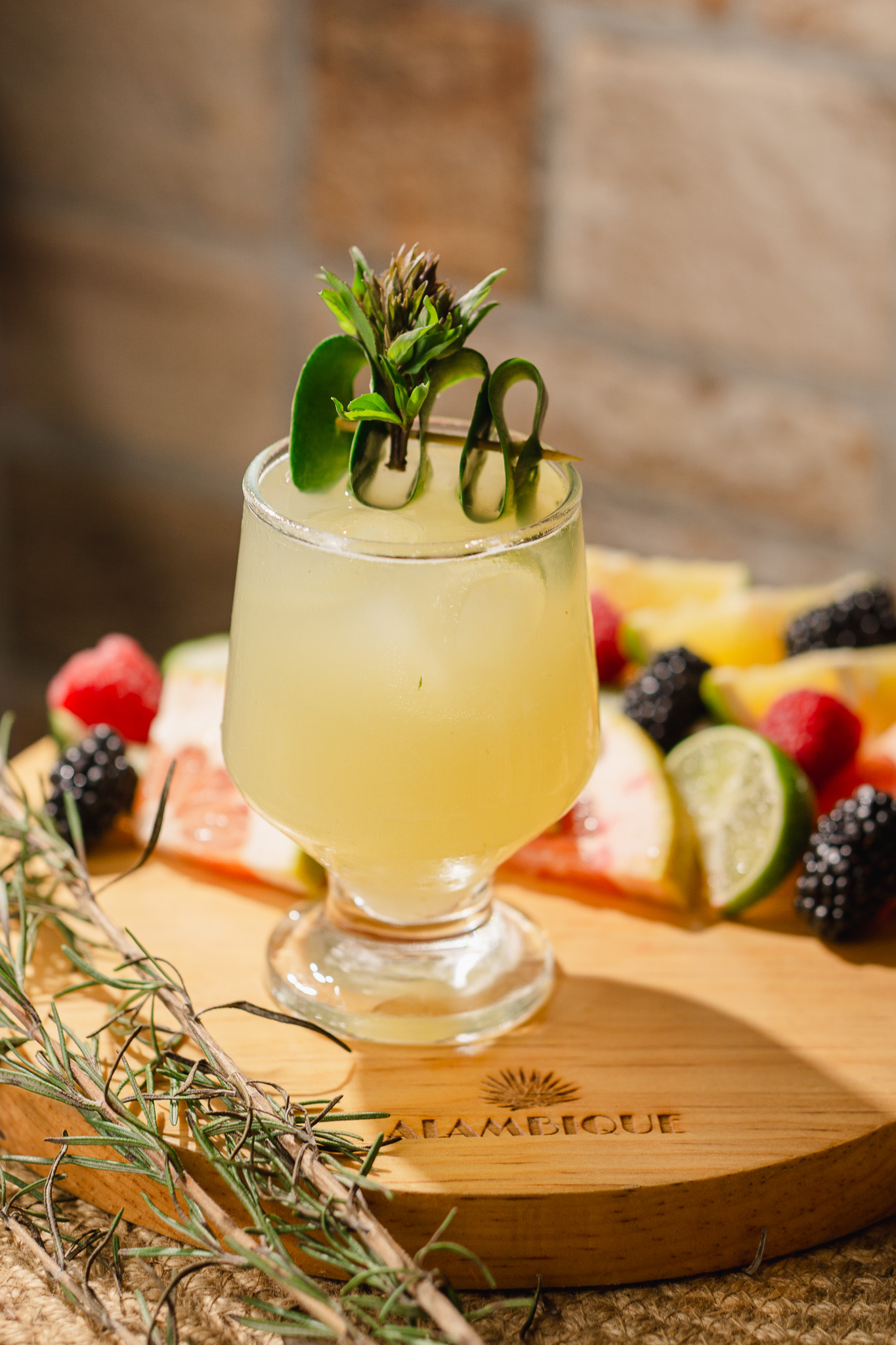 ALAMBIQUE-Tradicional Restobar image 7