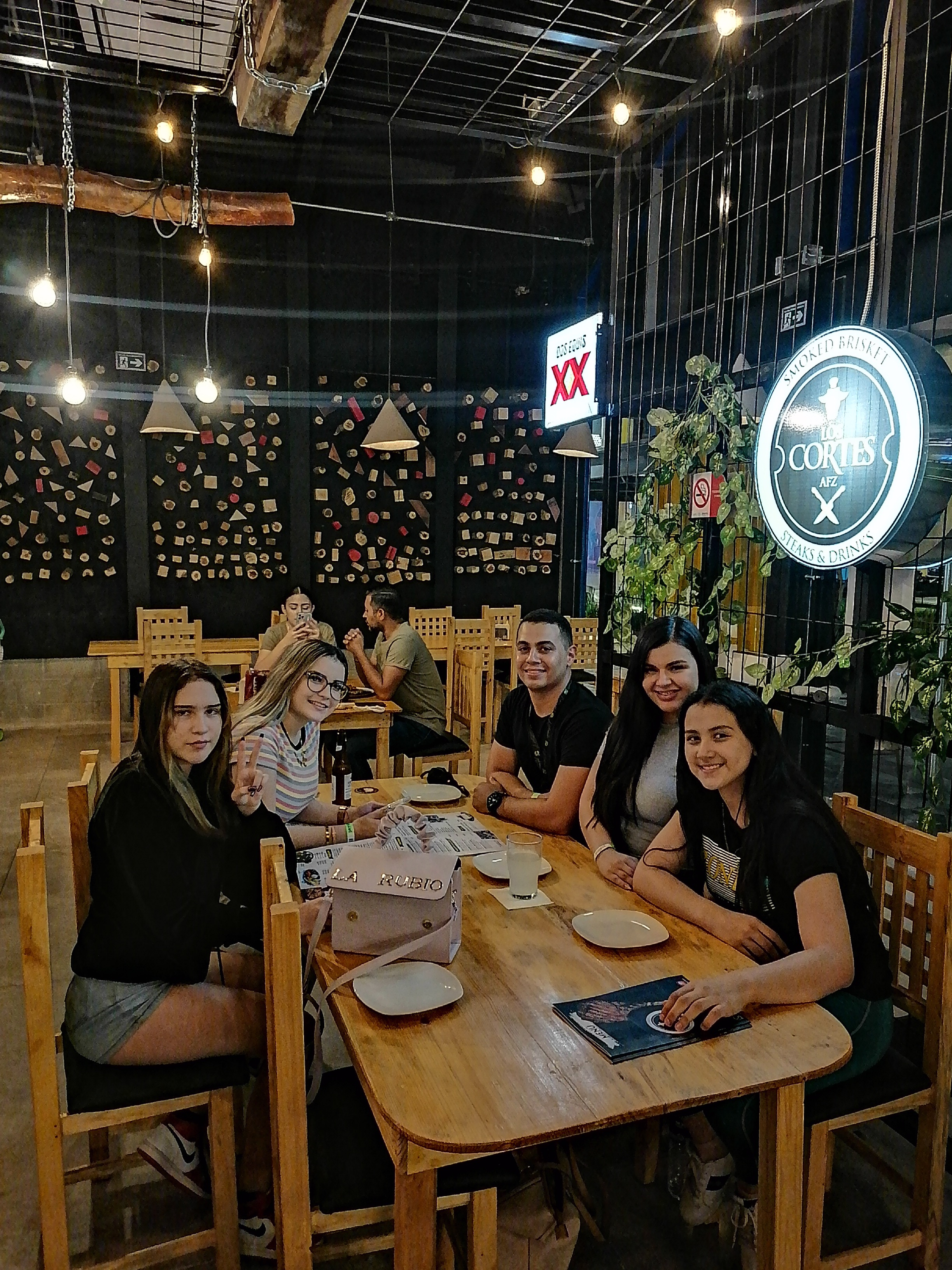 Los Cortes AFZ. Smoked Brisket, Steaks & Drinks image 4