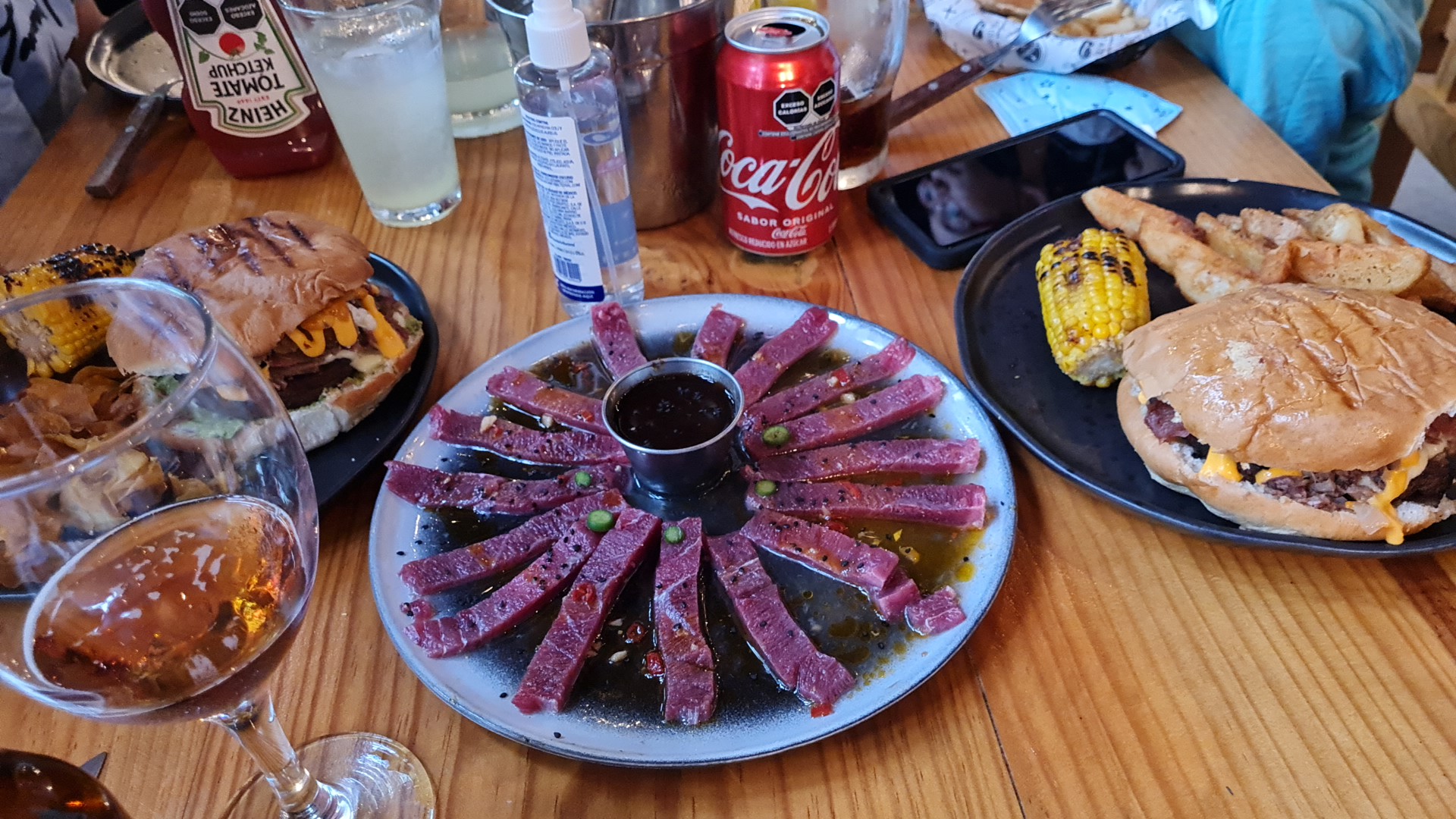Los Cortes AFZ. Smoked Brisket, Steaks & Drinks image 8