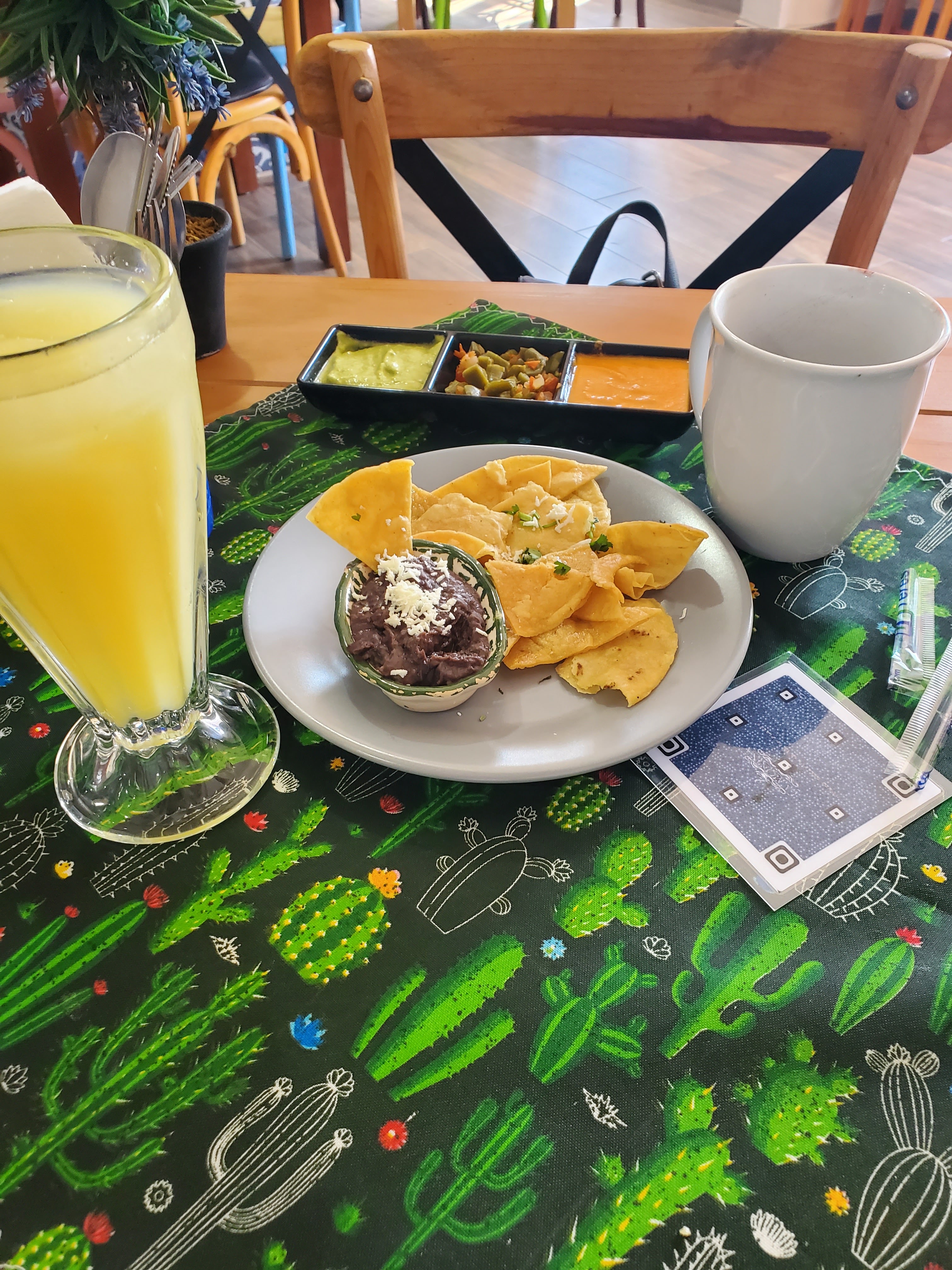 LA MONINA MX image 10