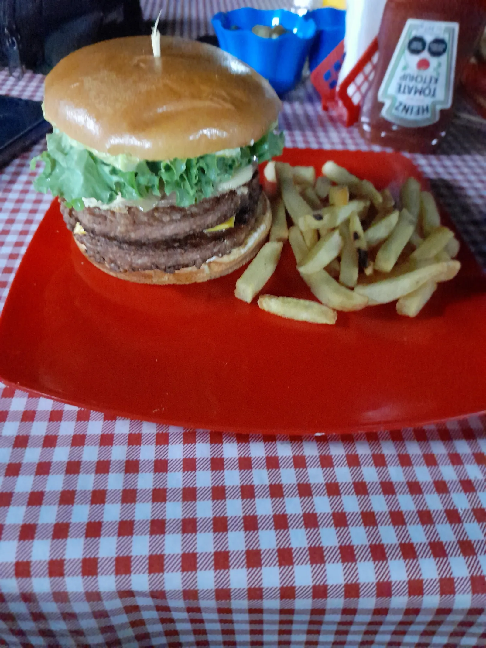 Leo Burguer image 2