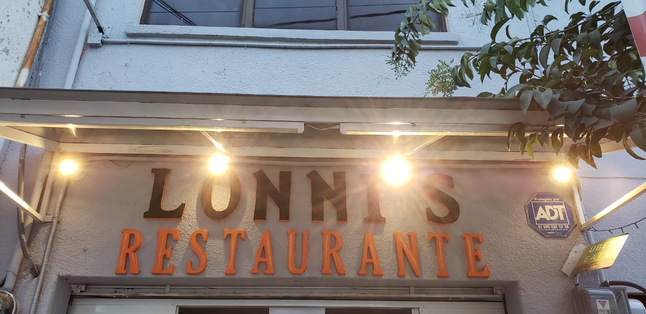 Lonni's Restaurante image 1