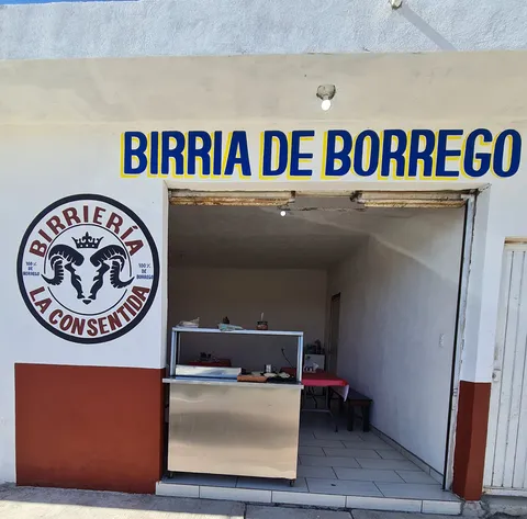 Birrieria La Consentida La Guayana image 1