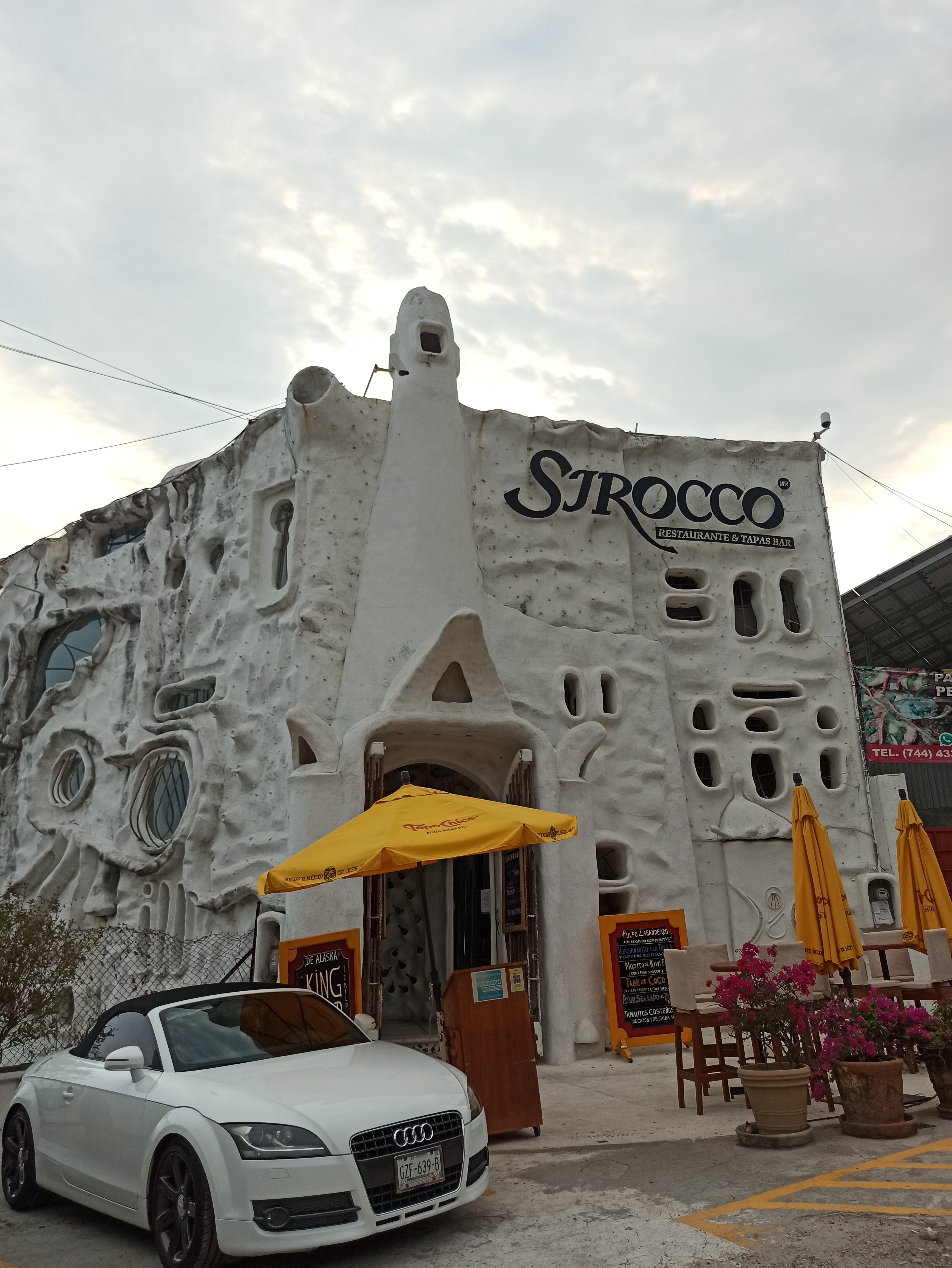 Sirocco Acapulco image 1