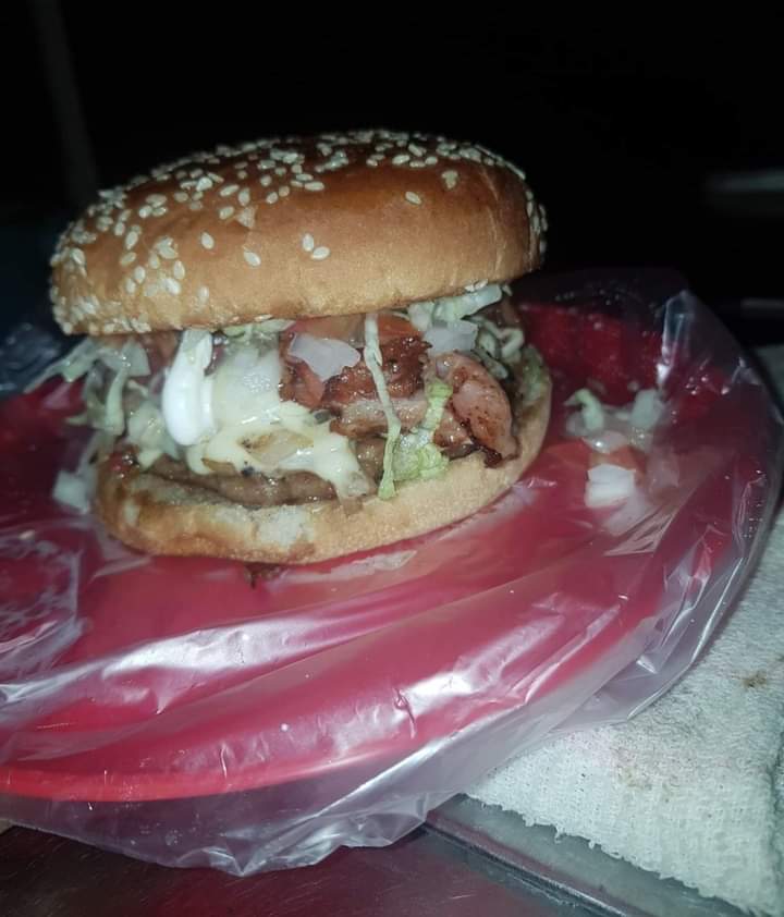 Hamburguesas "EL GUAPO" image 6