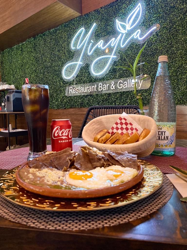 Yia Yia Restaurant image 3