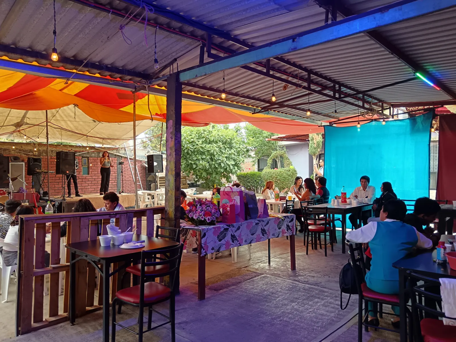 El Higo Bar&grill image 1