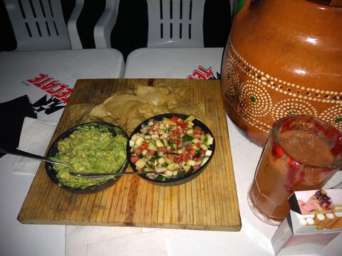 El Higo Bar&grill image 3