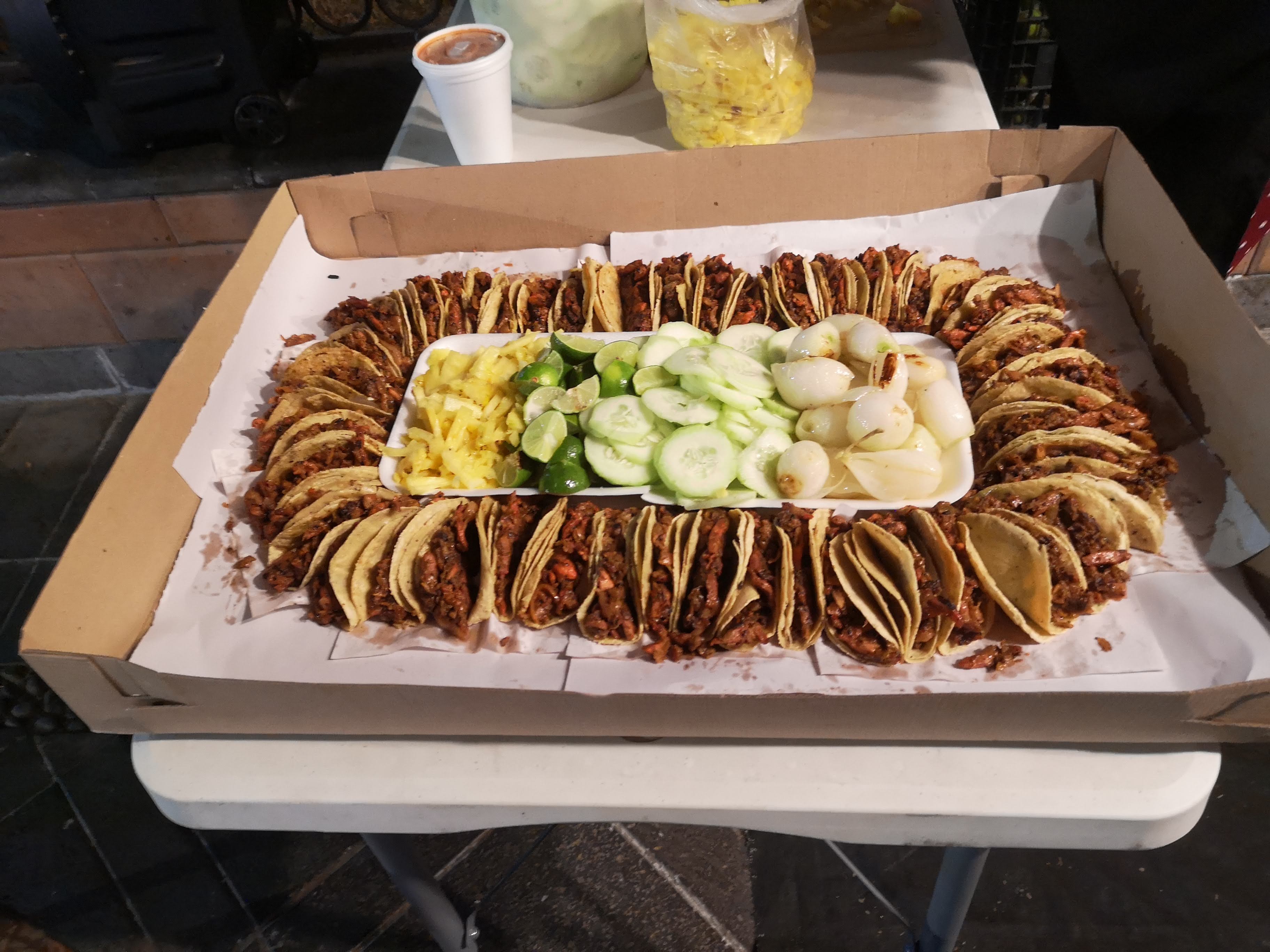 Taquería Oswaldo image 1