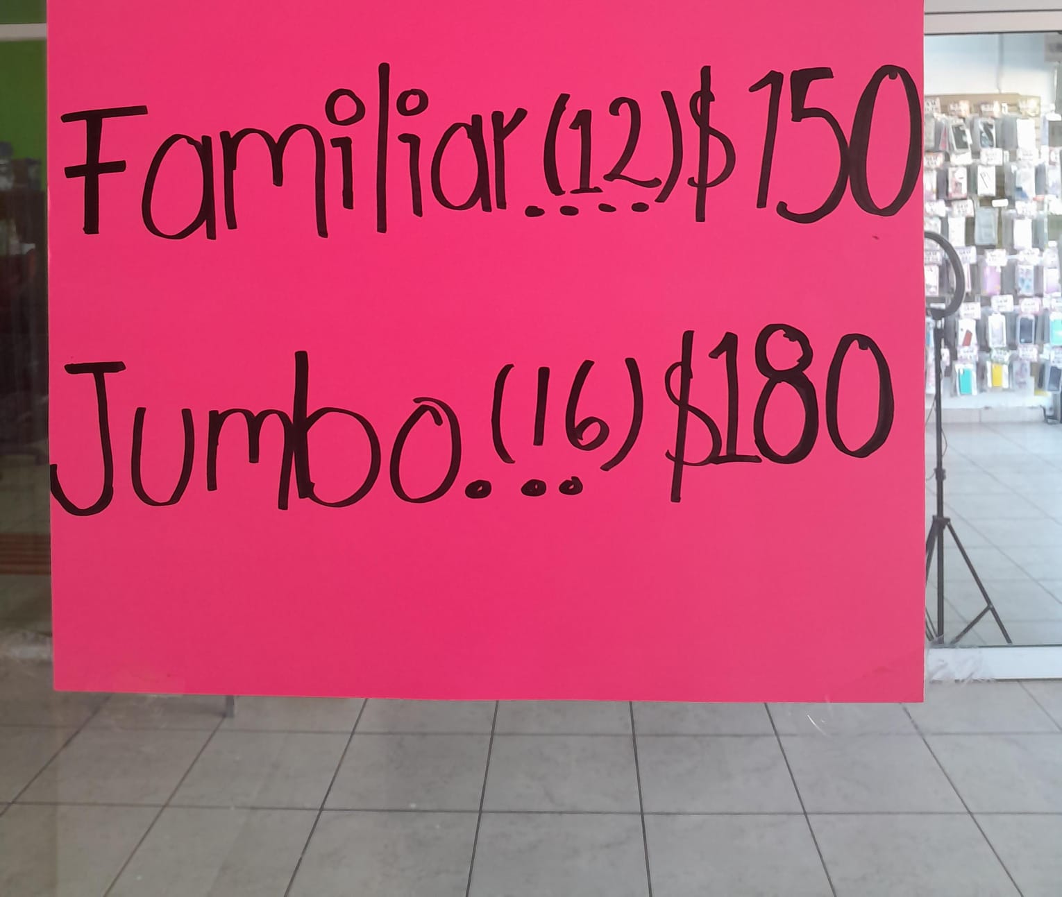 Deli's Pizza image 5