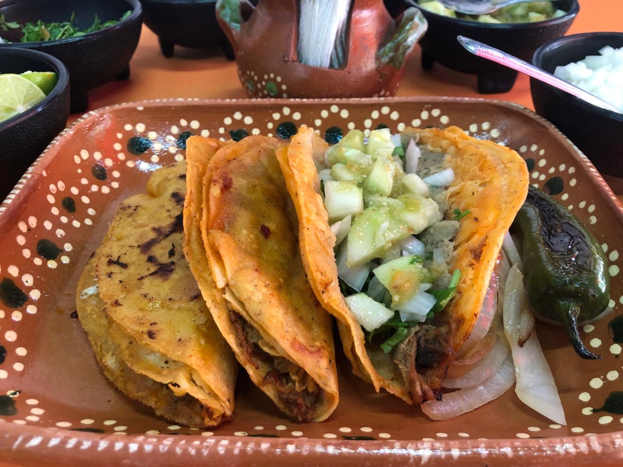 Tacos de Barbacoa El Grillo, Quesadillas Fritas image 3