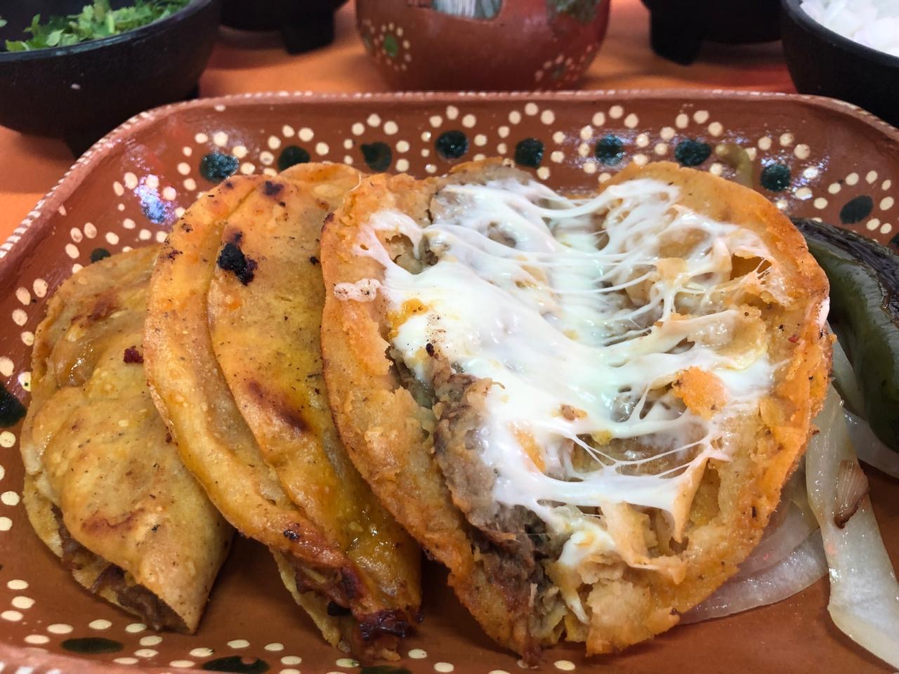 Tacos de Barbacoa El Grillo, Quesadillas Fritas image 5