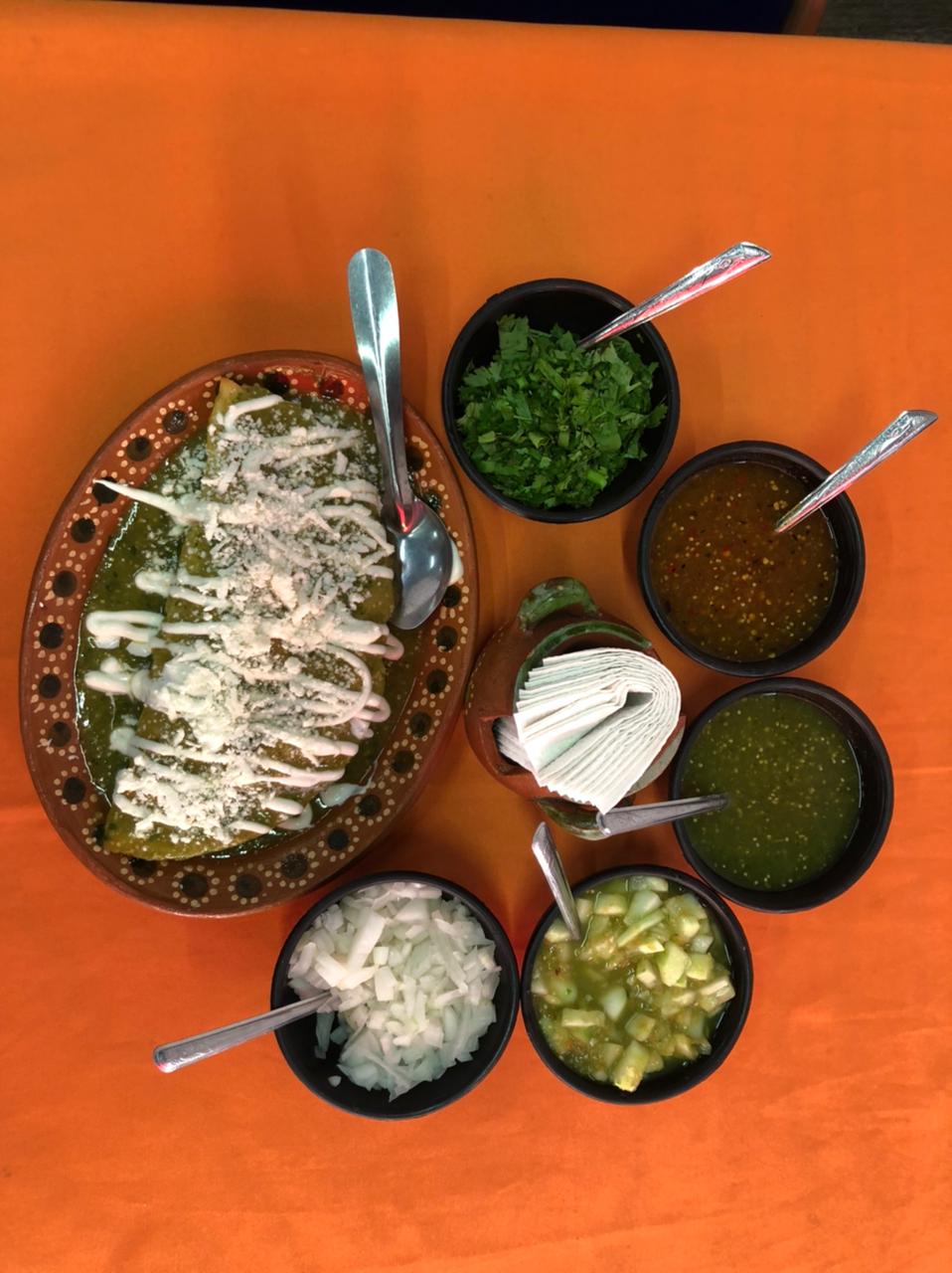 Tacos de Barbacoa El Grillo, Quesadillas Fritas image 6