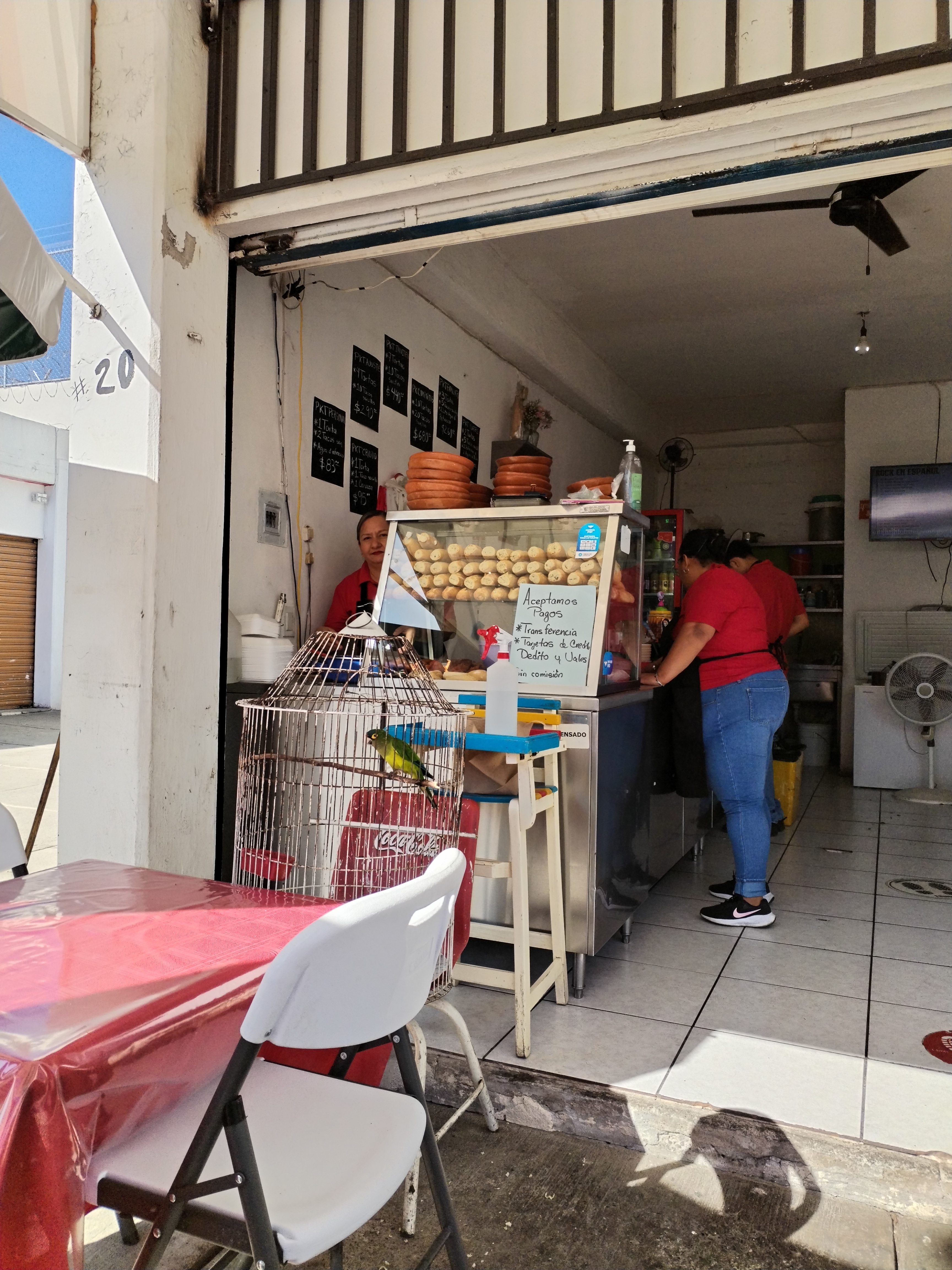 "TORTAS AHOGADAS & MICHELADAS EL CHAVO" image 8