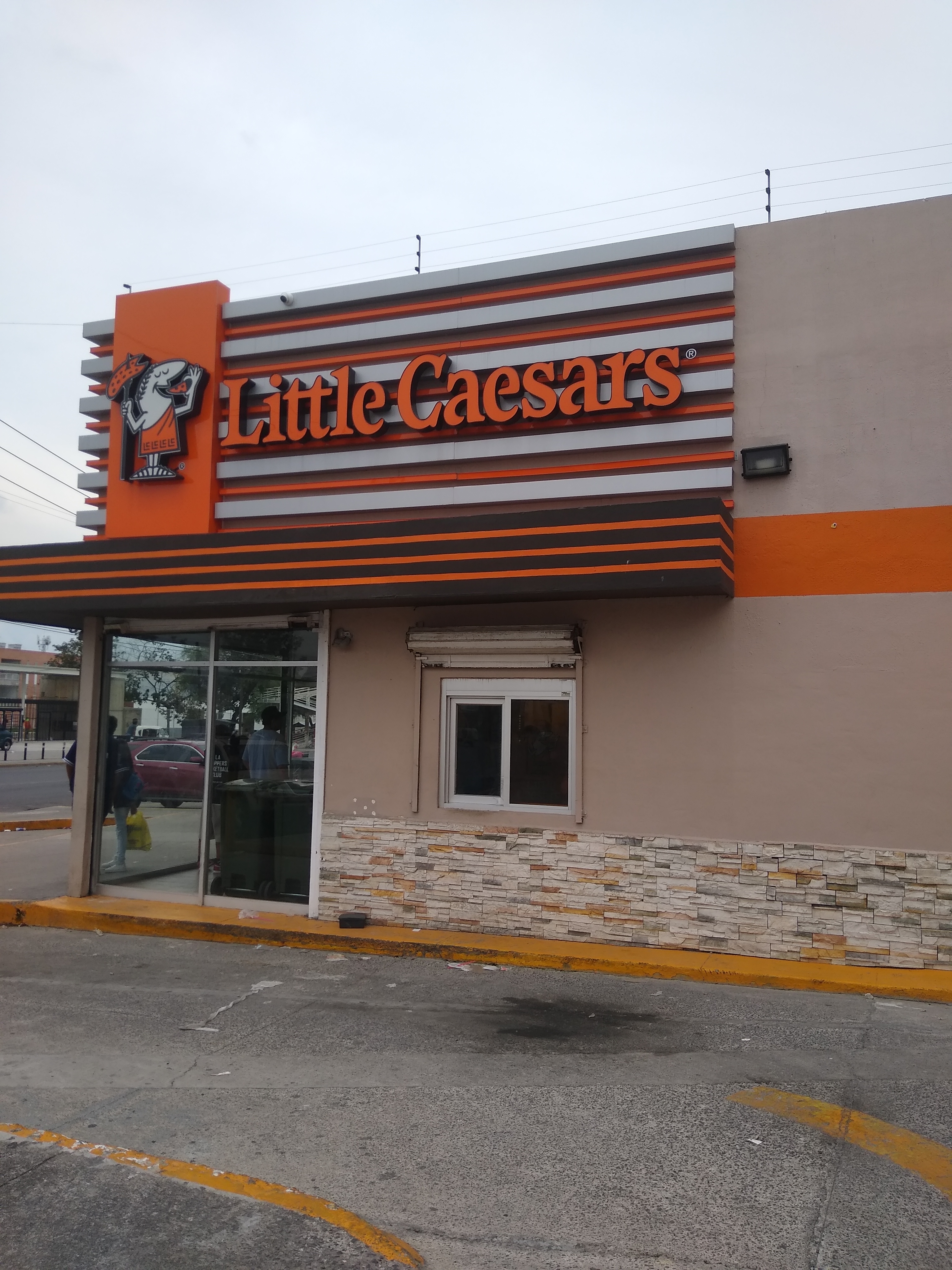 Little Caesars Pizza image 3