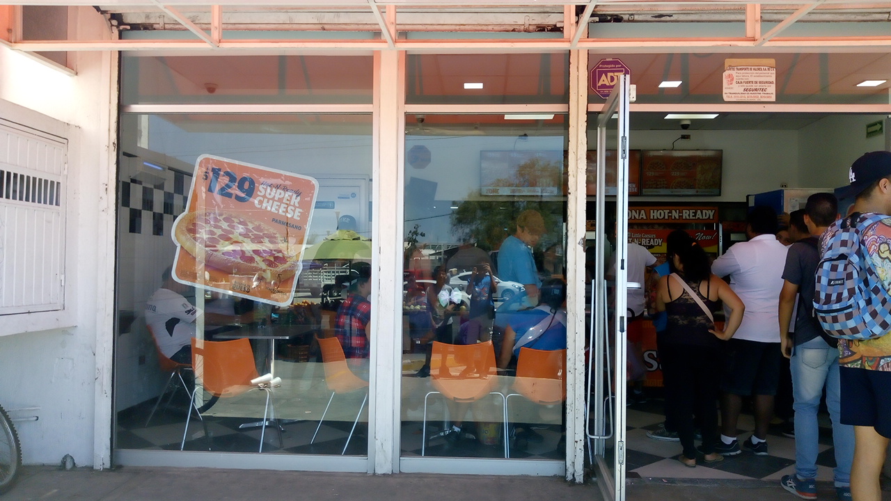 Little Caesars Pizza image 6