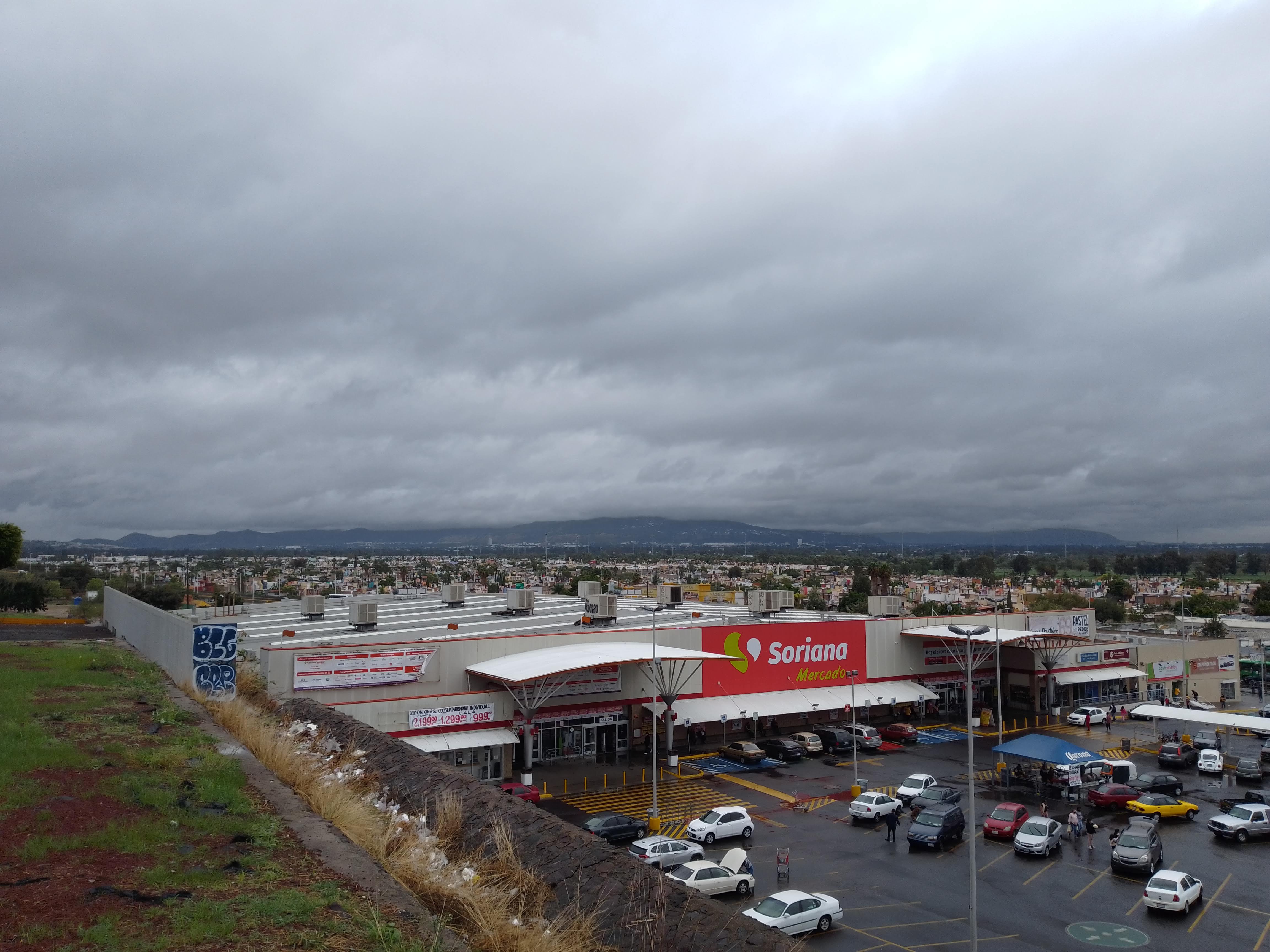 Little Caesars Pizza image 9