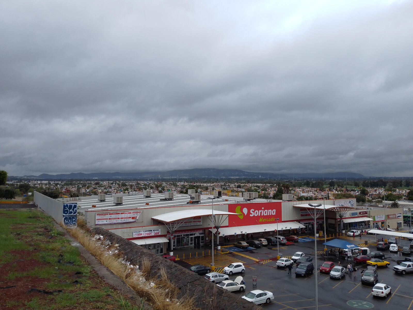 Little Caesars Pizza image 9