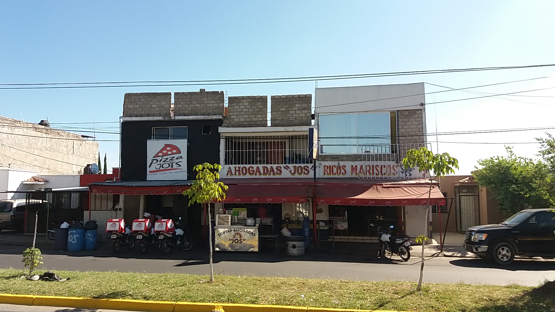 Tortas Y Mariscos JOS image 1