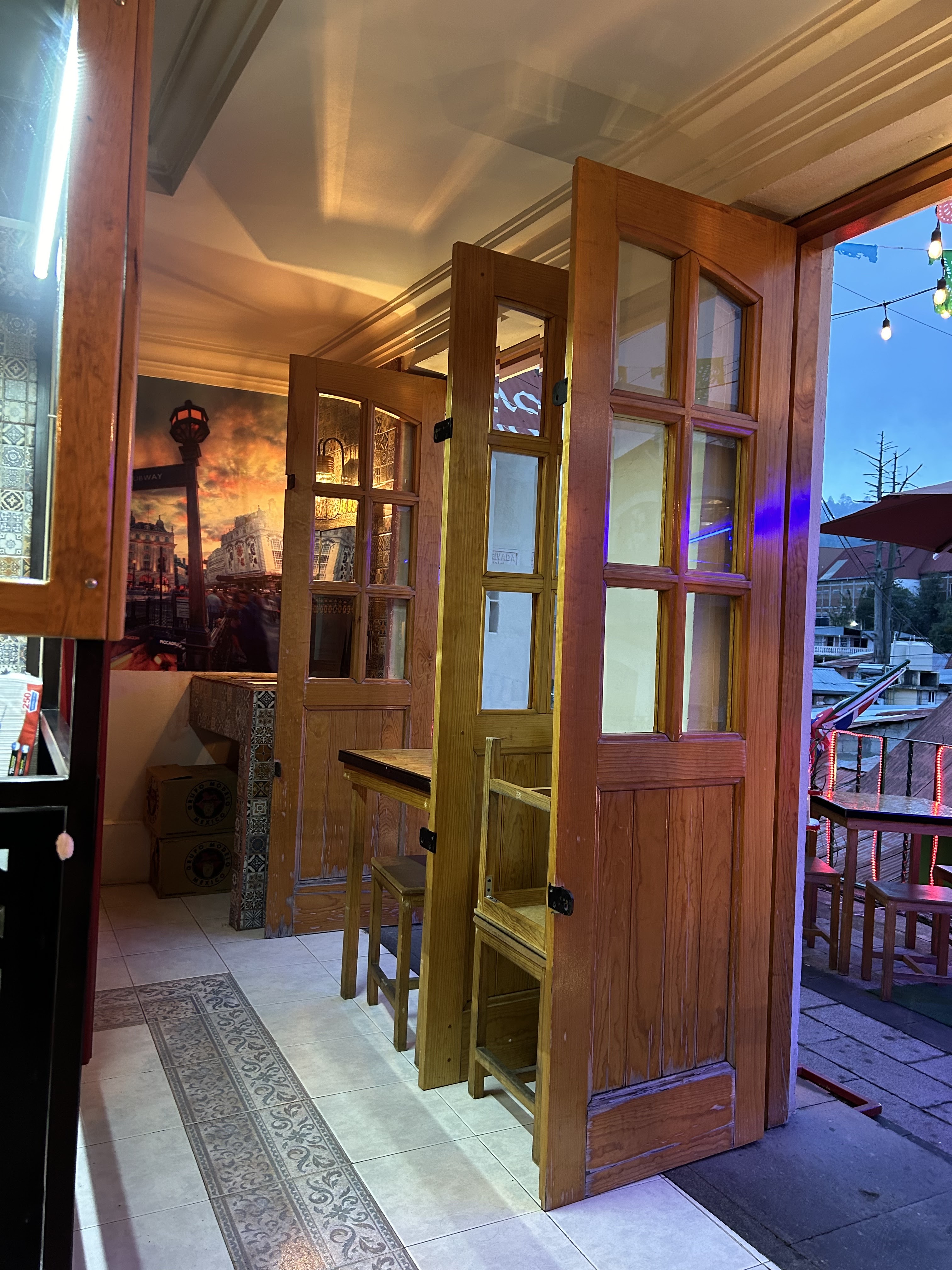 Aris' Burguer image 7