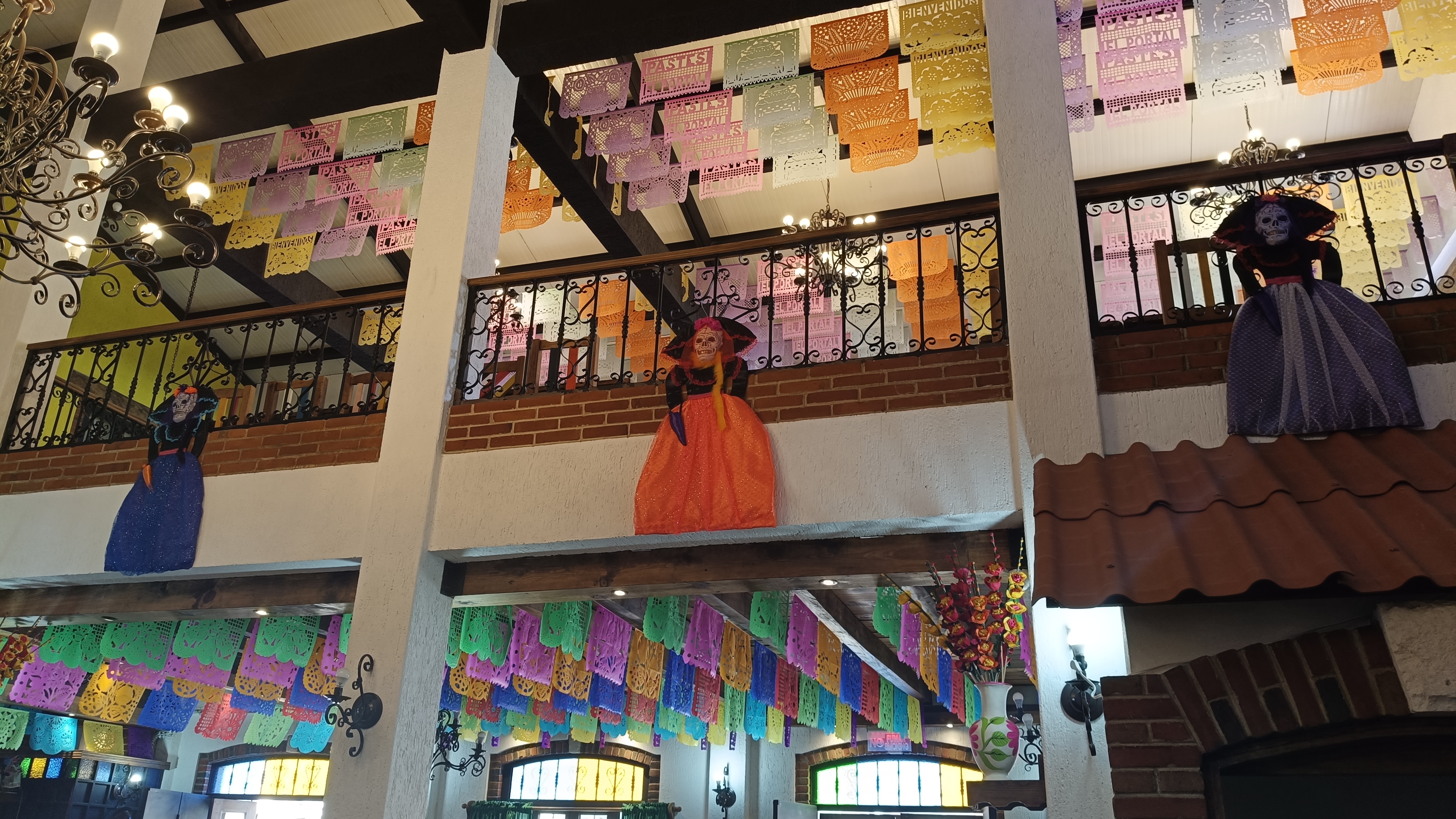 Pastes "El Portal" image 3