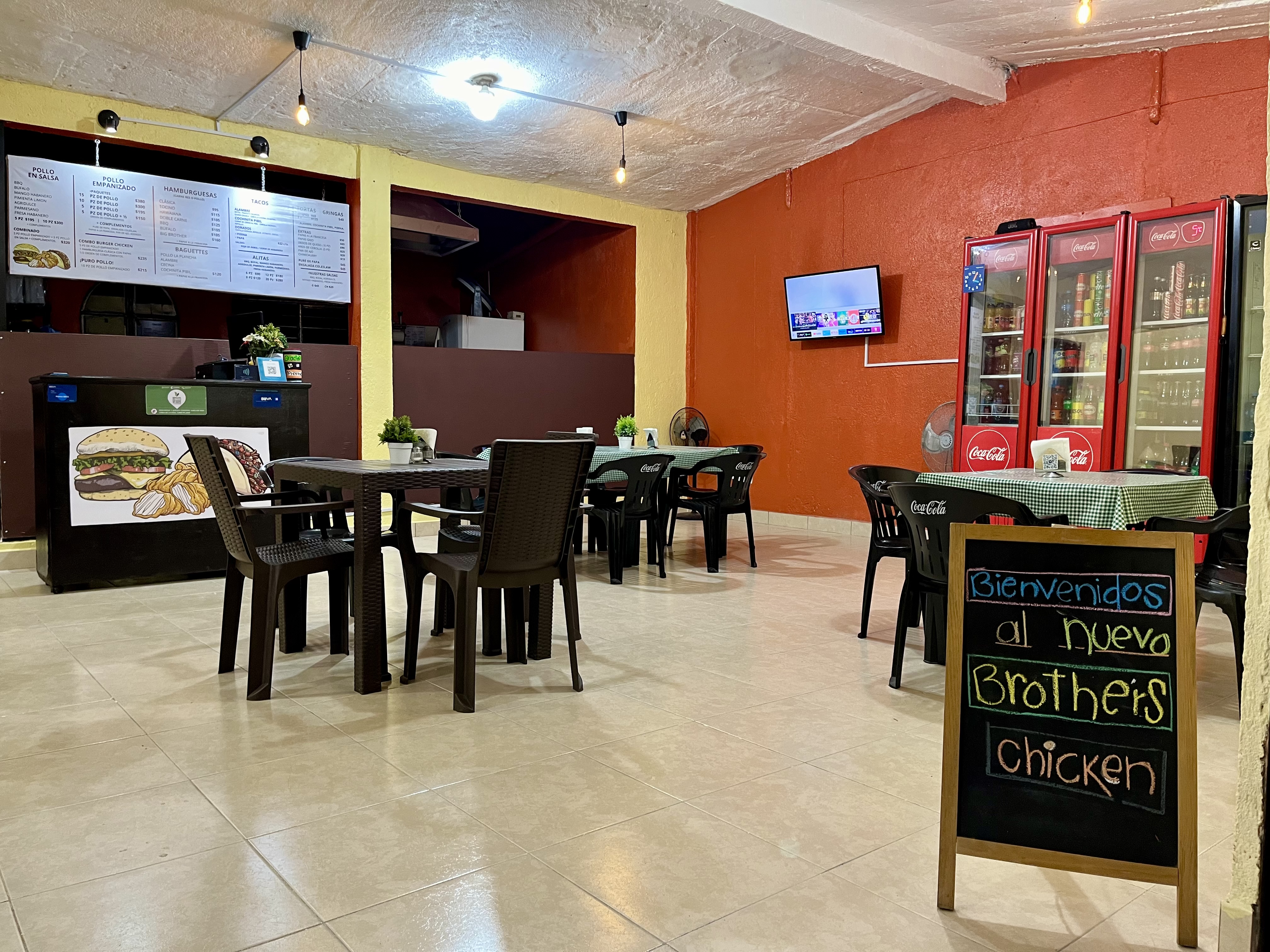 Brother's Chicken image 6