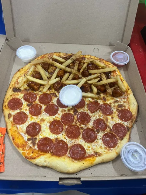 Santo Pizzeria image 2