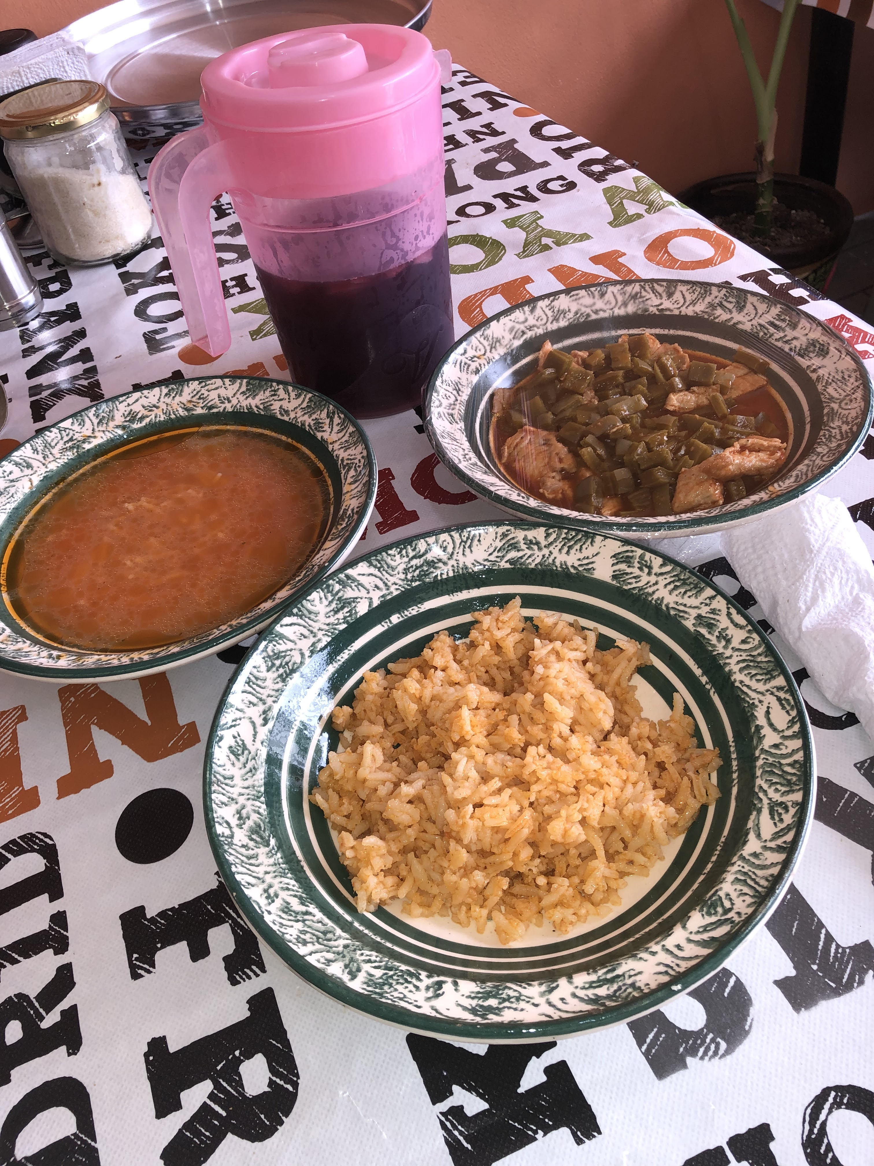 Comidas y antojitos mexicanos Isabel image 7