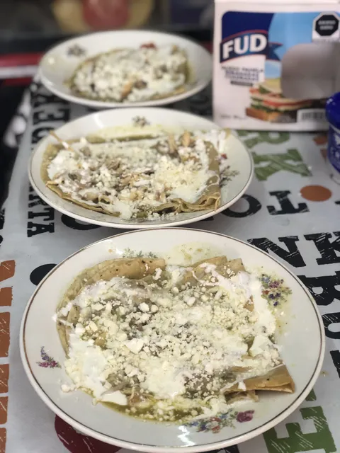 Comidas y antojitos mexicanos Isabel image 8