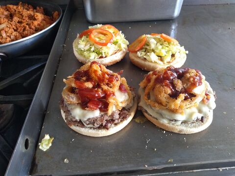 Las peques hamburguesas y más image