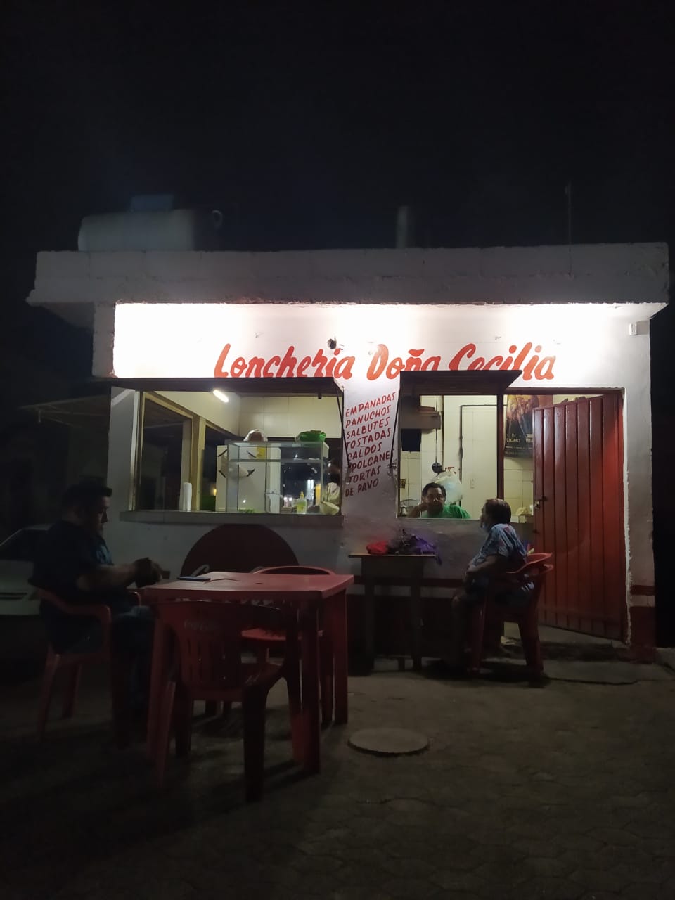 Loncheria Doña Cecilia image 8