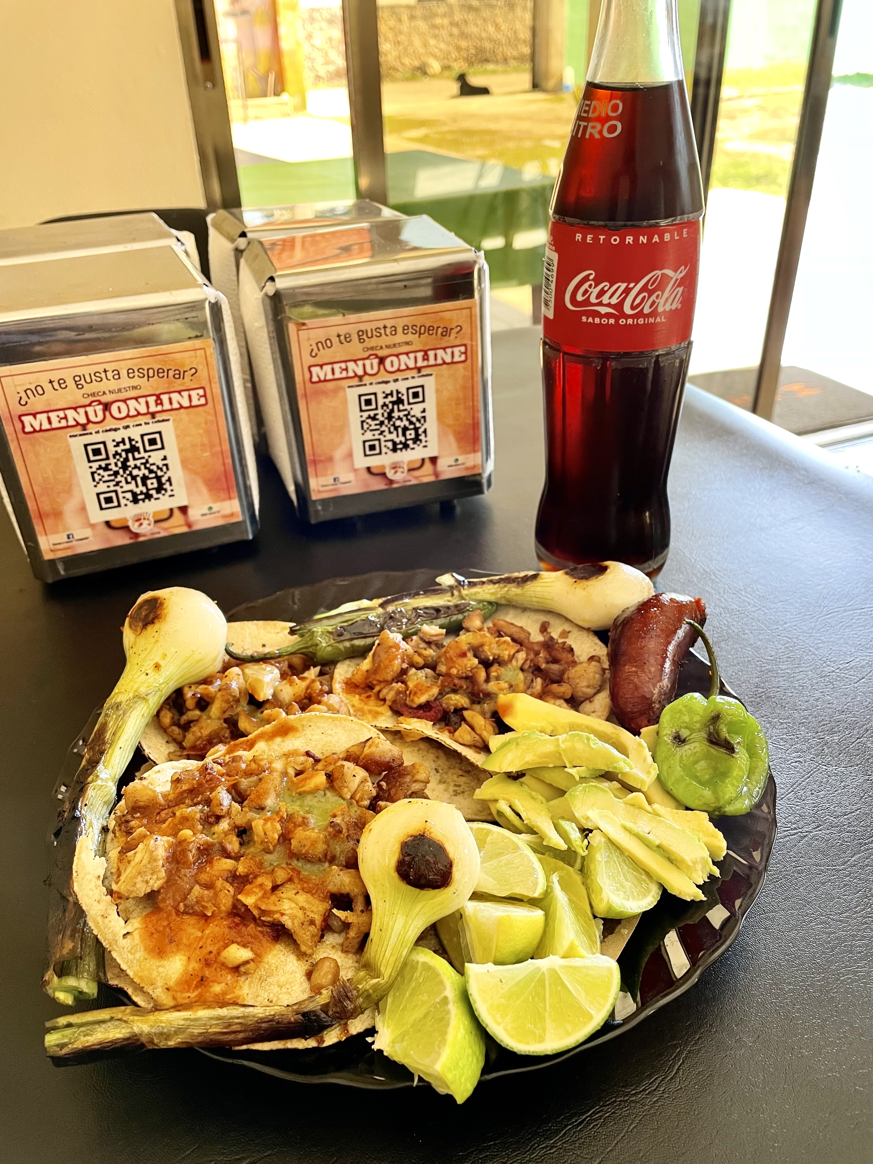 Tortas y tacos langosta image 9