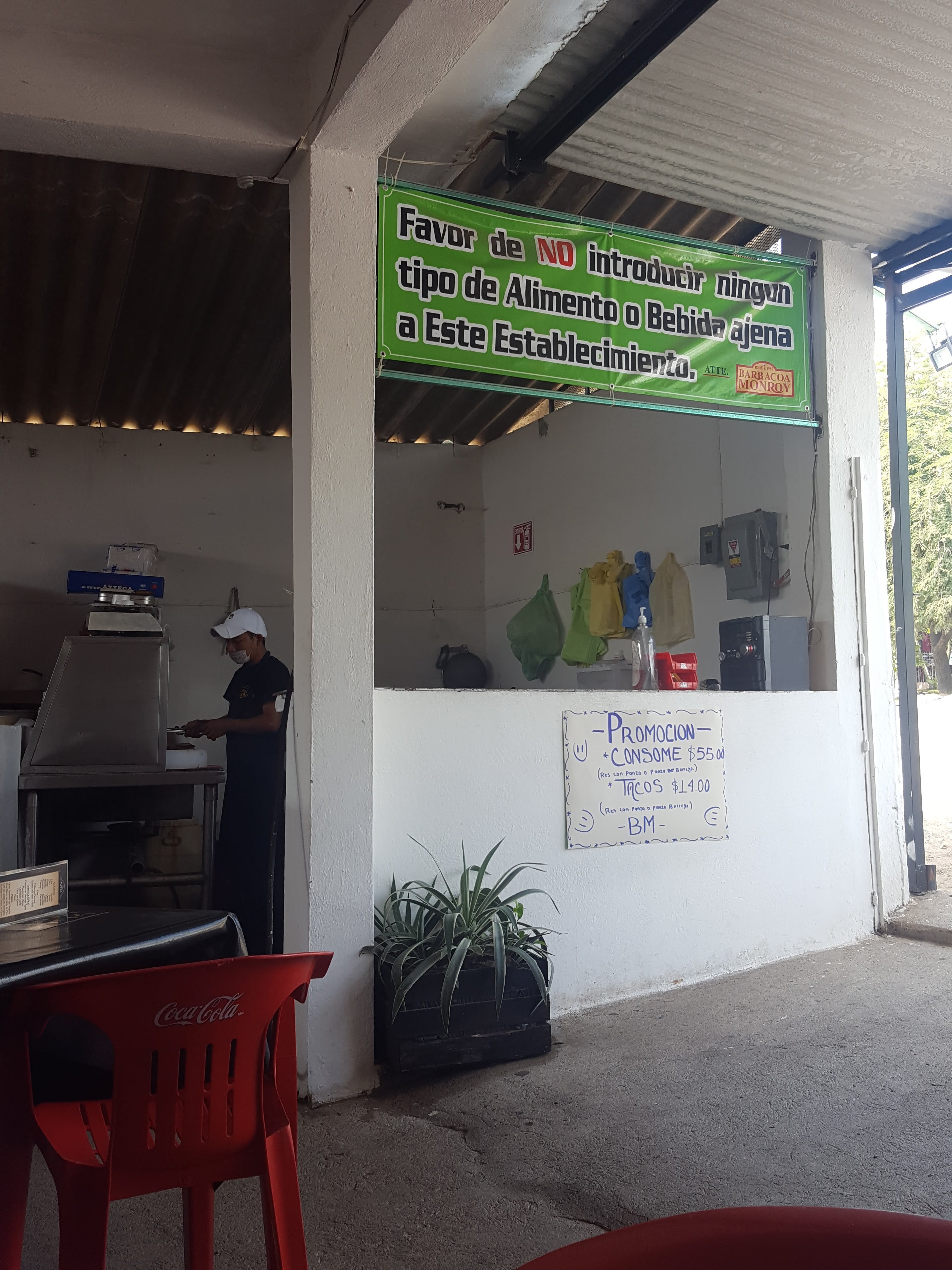 Monroy Comida Tradicional image 5