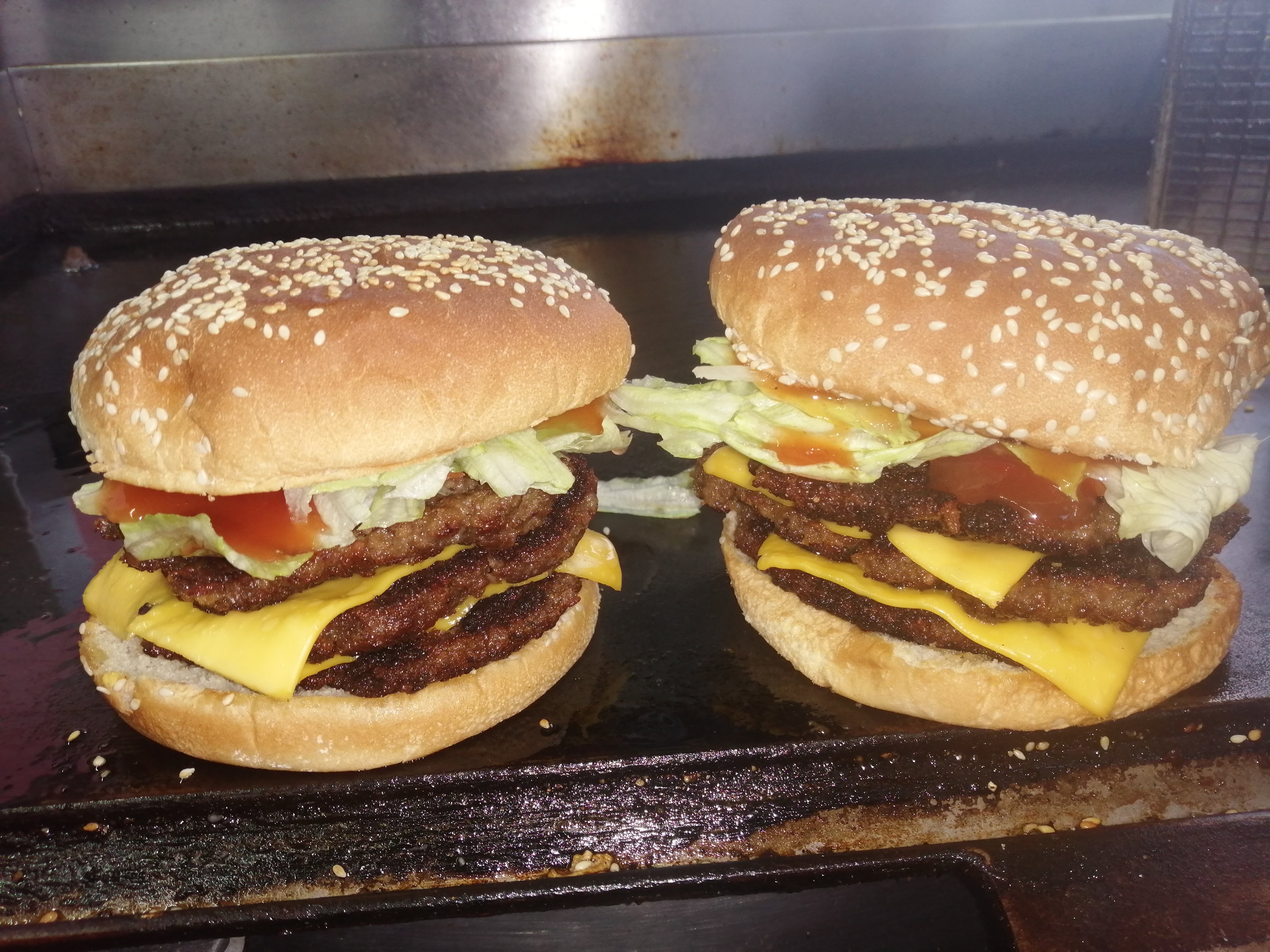 Charly Hamburguesas image 1