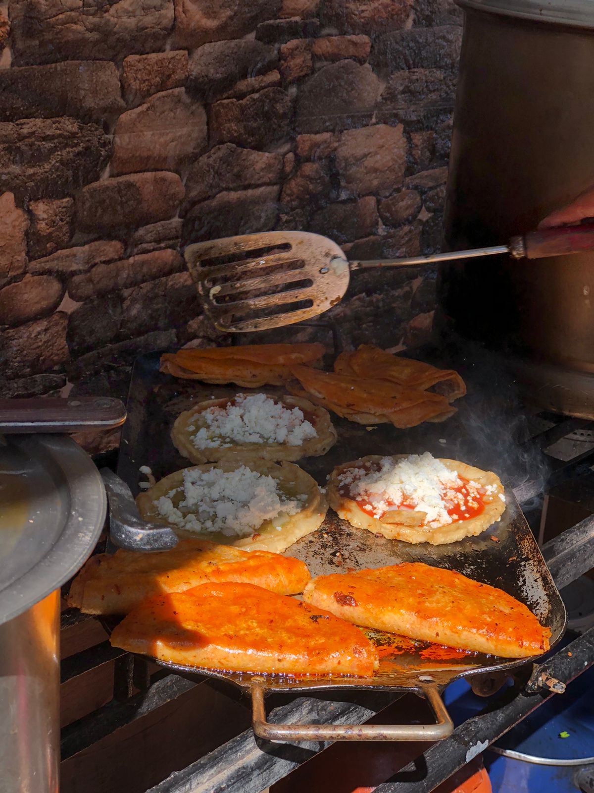 Menuderia y Birrieria "Los Compadres" image 9