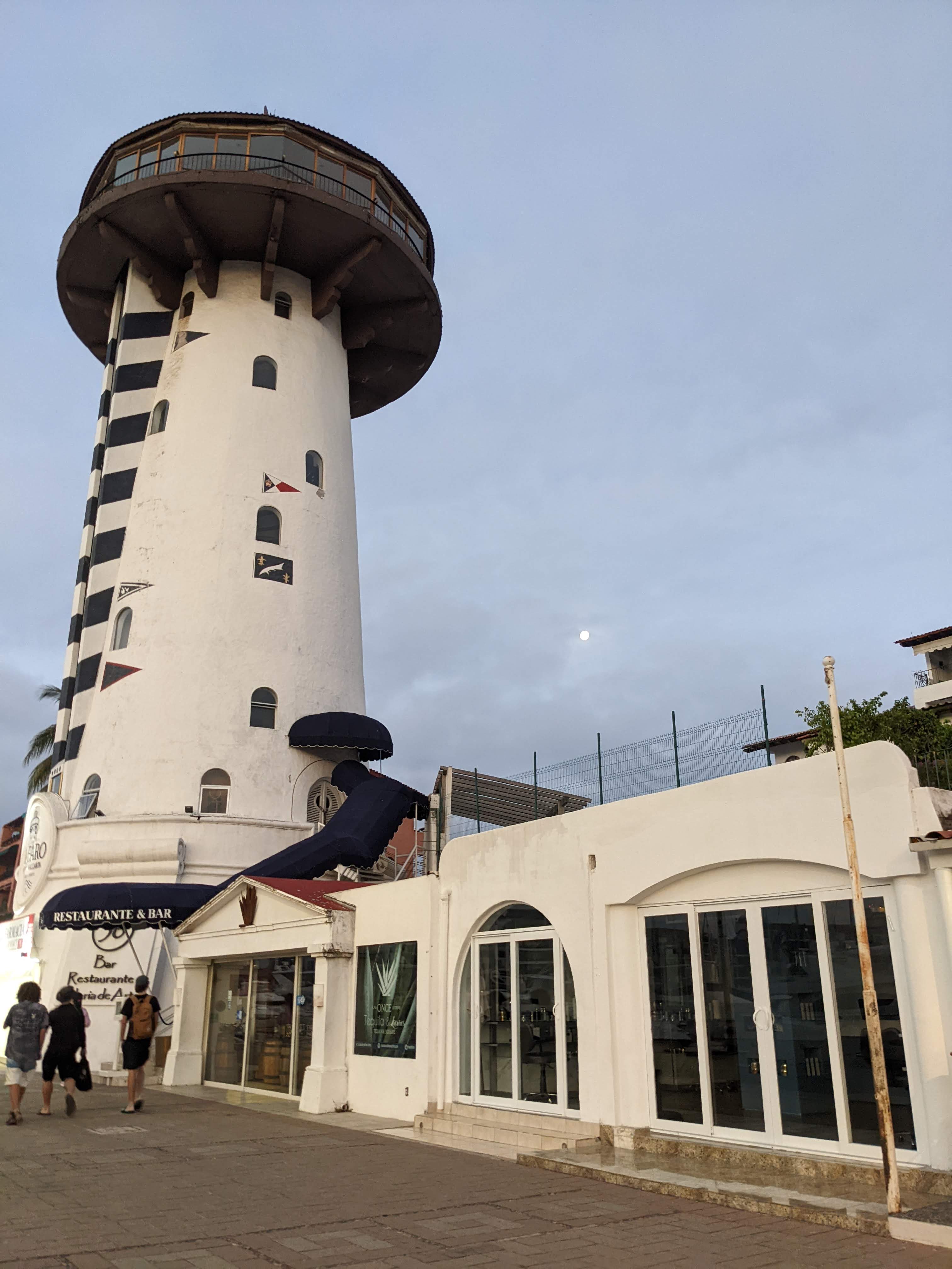 36 Restaurante-Lounge image 5