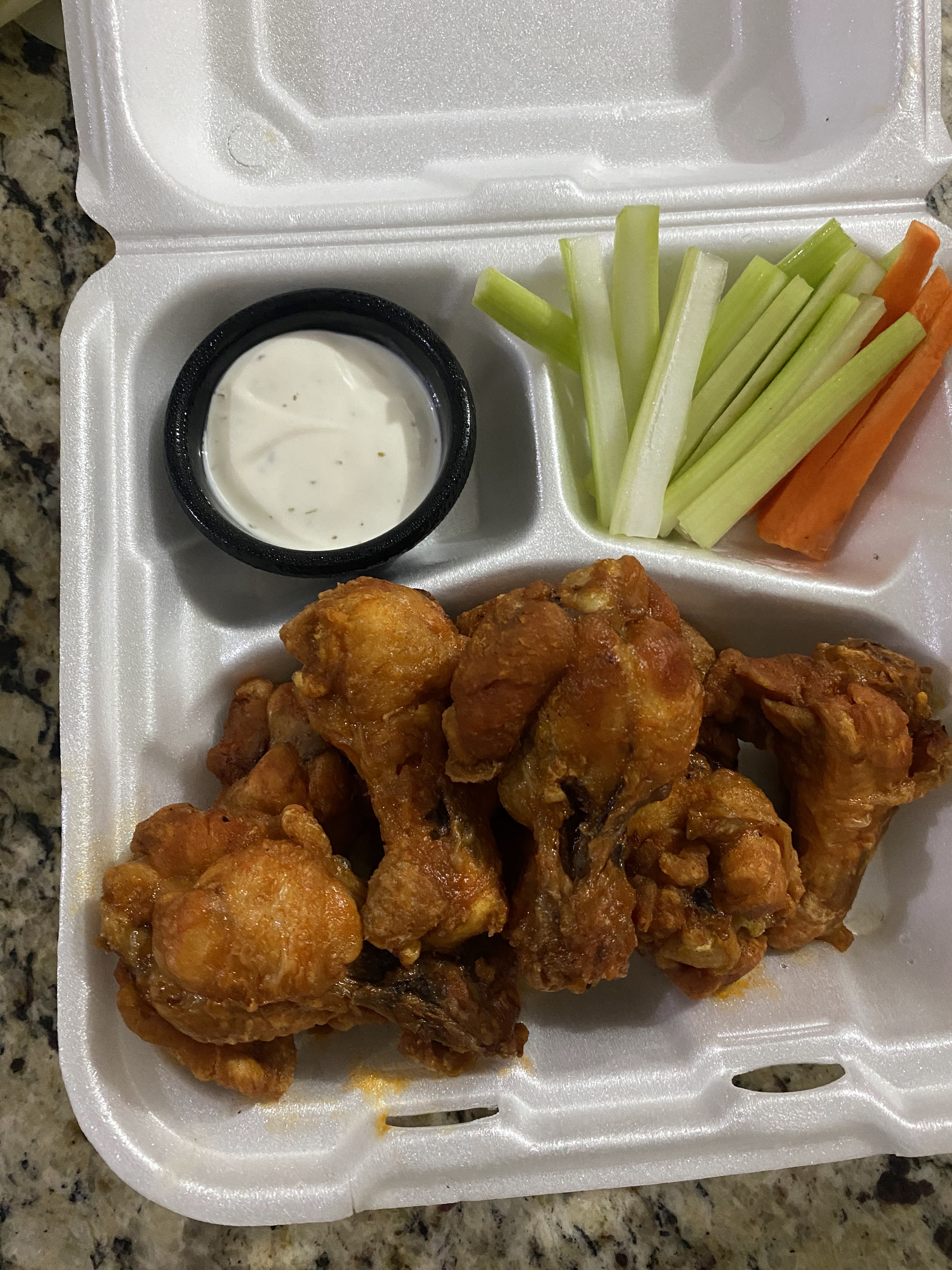 Cantaros La Meta Sports Bar image 4