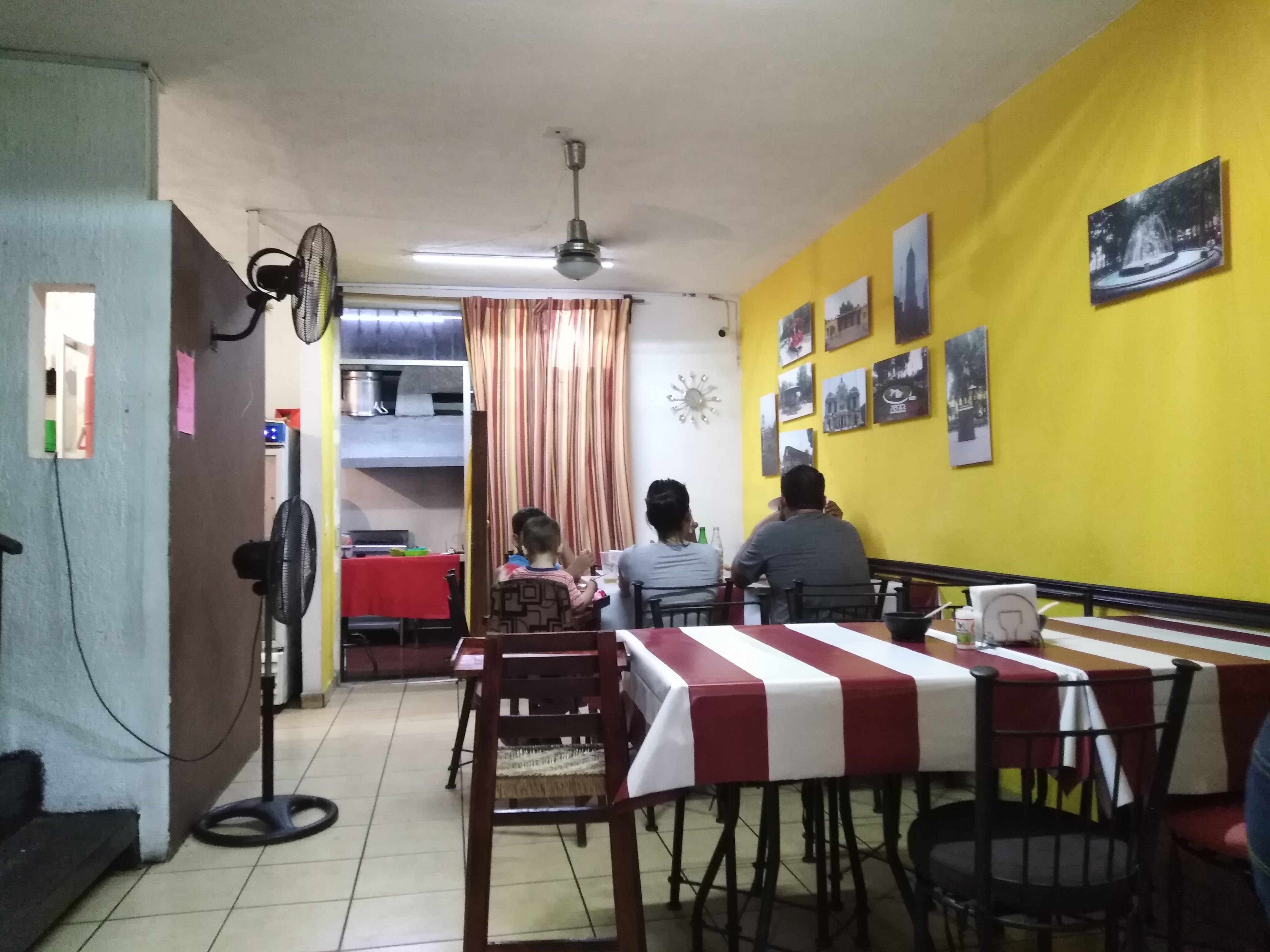 Cenaduría Coyoacan manguito image 1