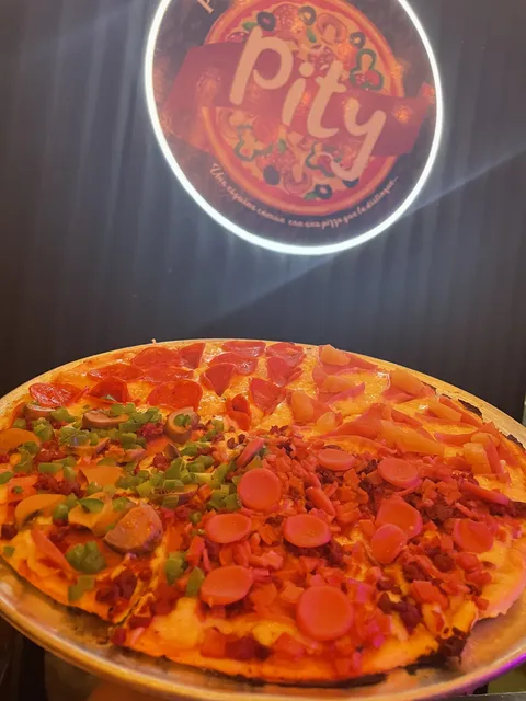 Pizzería pity image 2