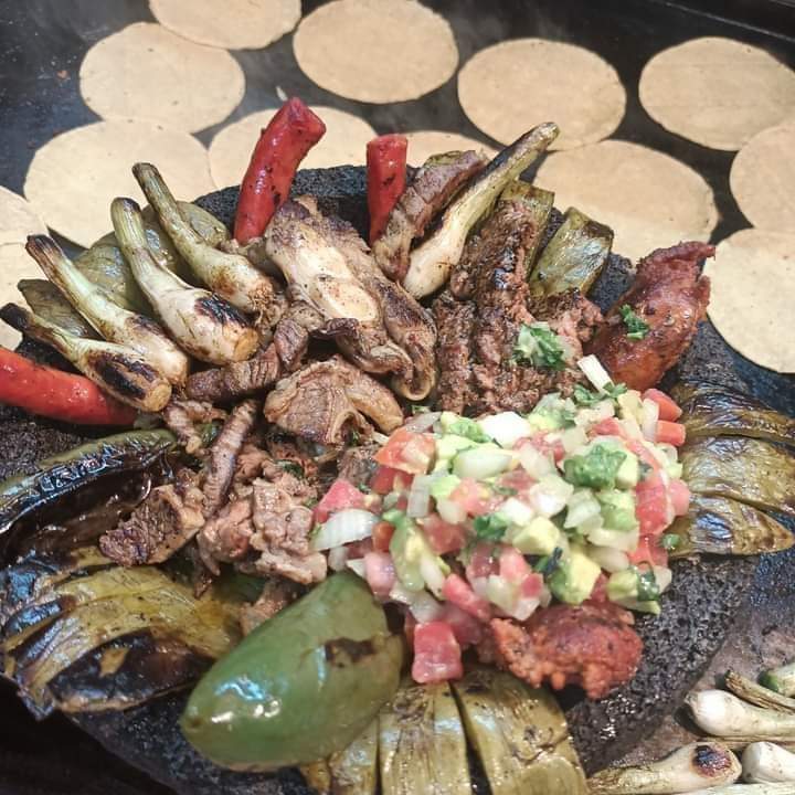 Molcajetes Romita image 1