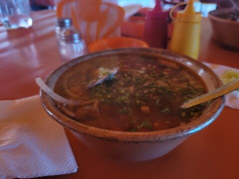 EXPENDIO DE BARBACOA “IRVING” image 5