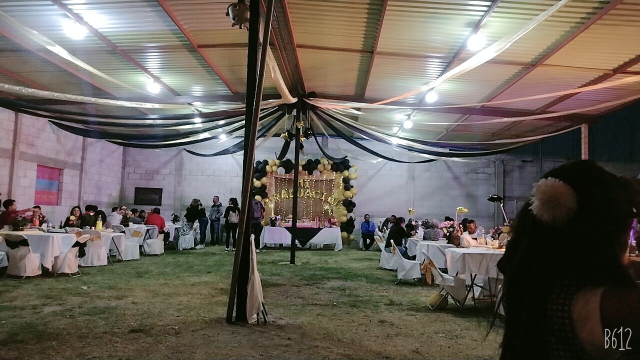 salón de fiestas el carmen (familia tomás)) image 1