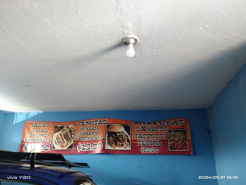 Taquería MARI image 1
