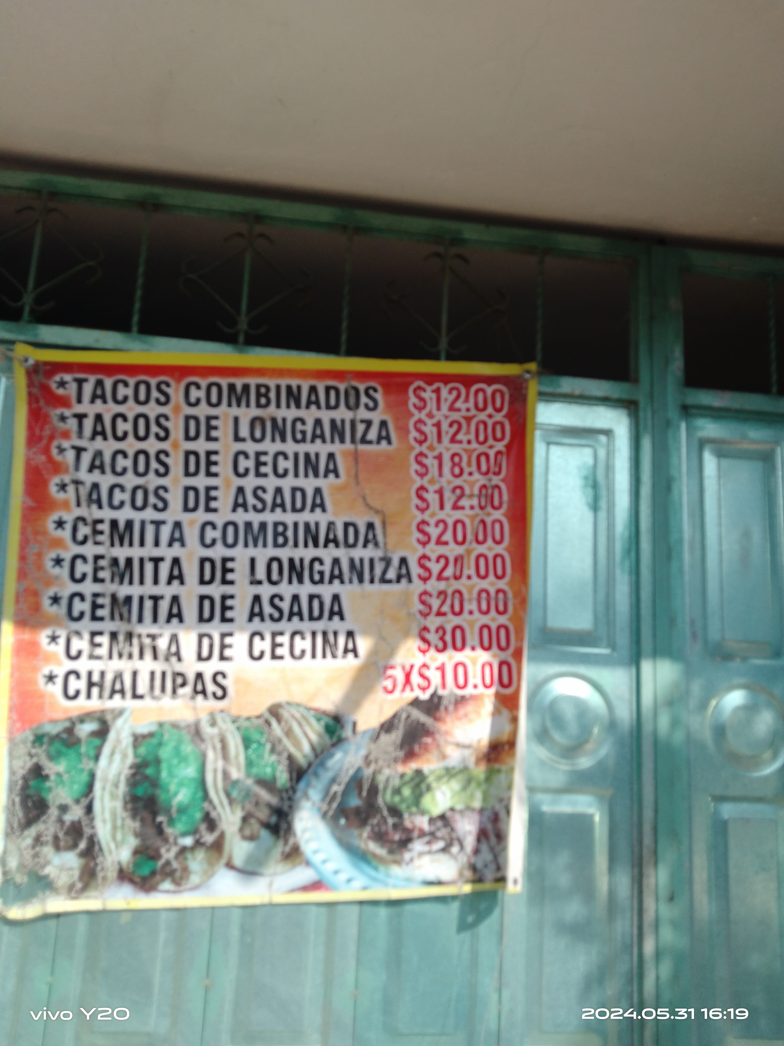 Taquería MARI image 3